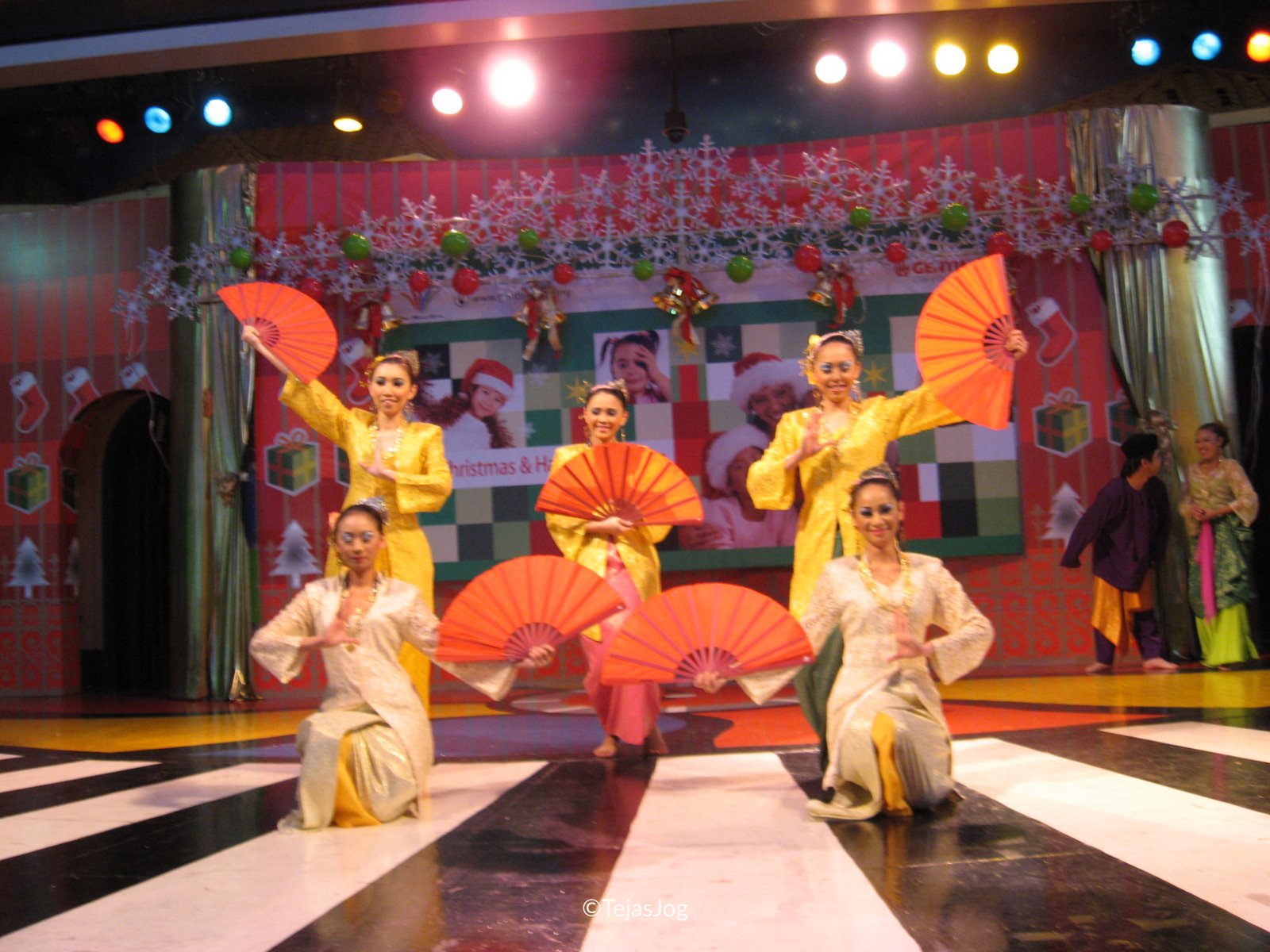 First World Theme Park