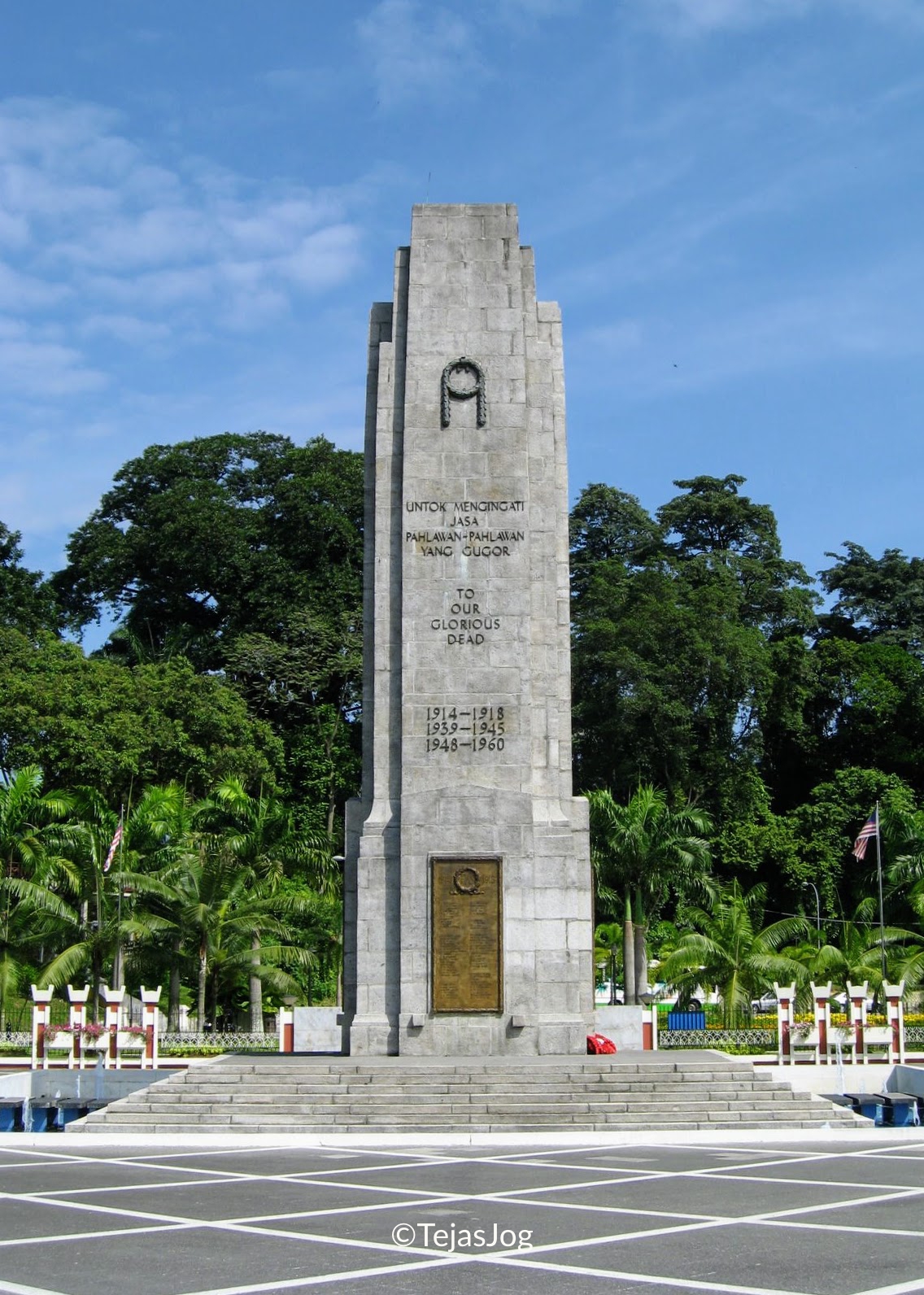 National Monument / Tugu Negara
