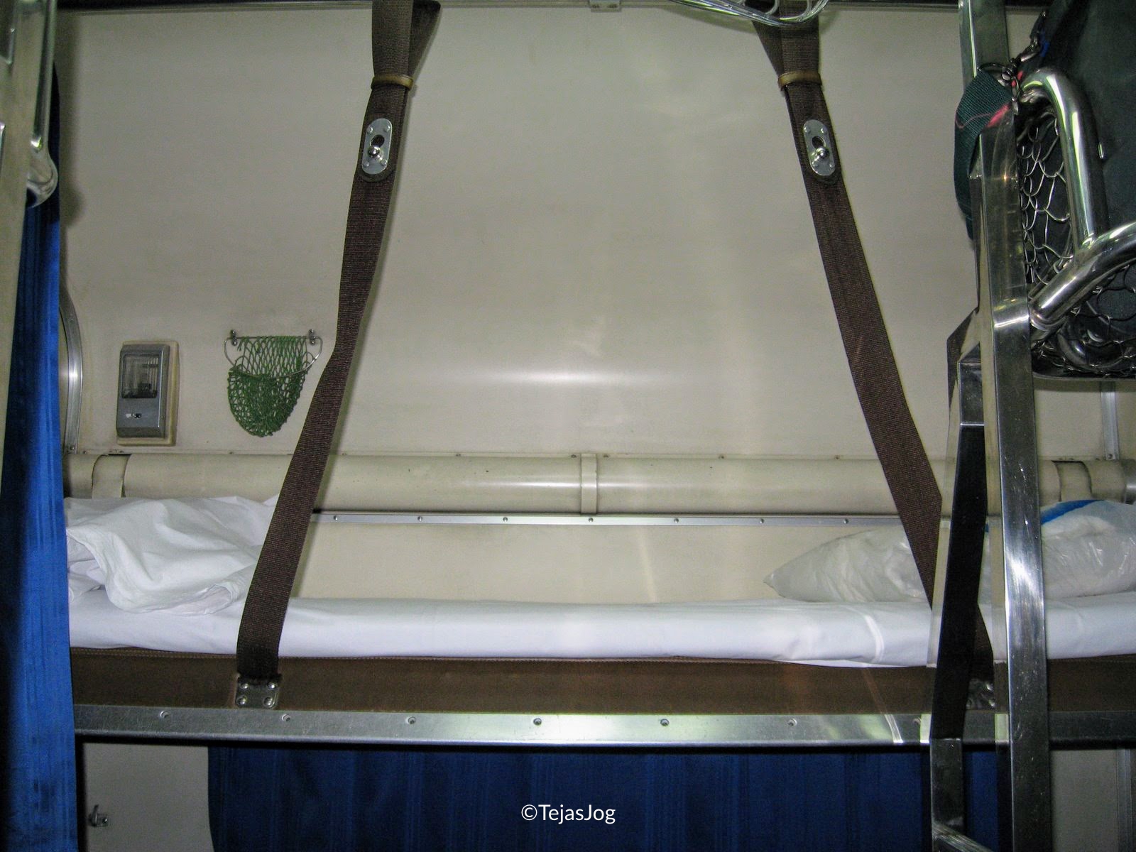 Sleepr berths setup on the International Express IE 36