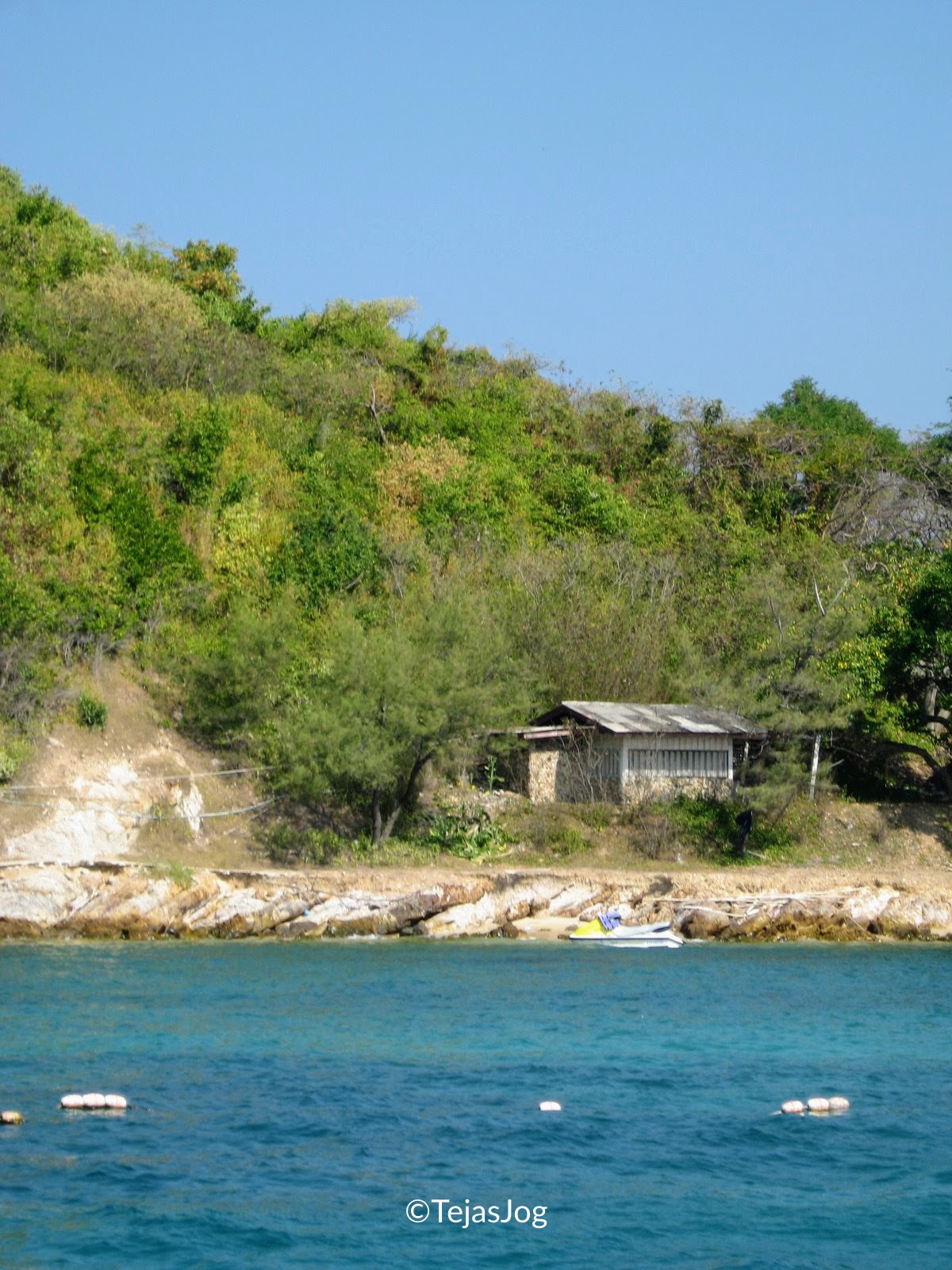 Boat to Coral Island (Ko Lan)