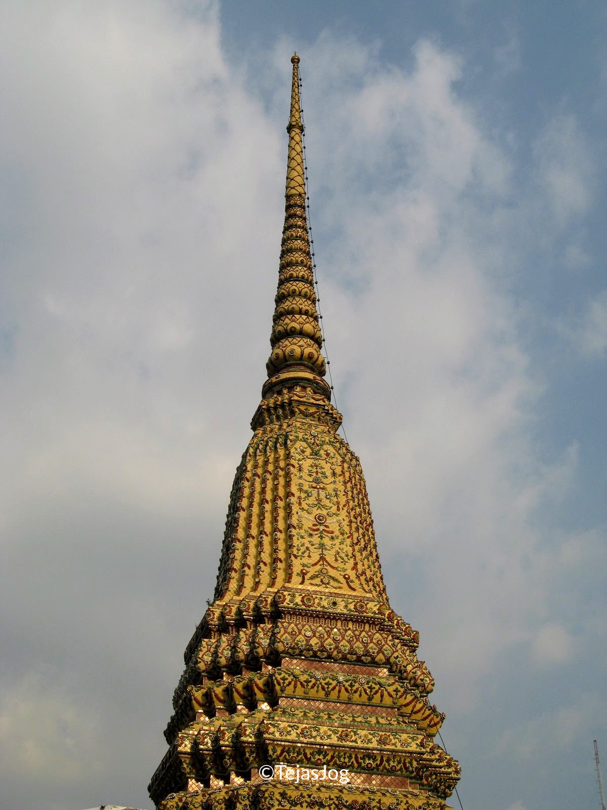 Chedi Phra Si Sanphet