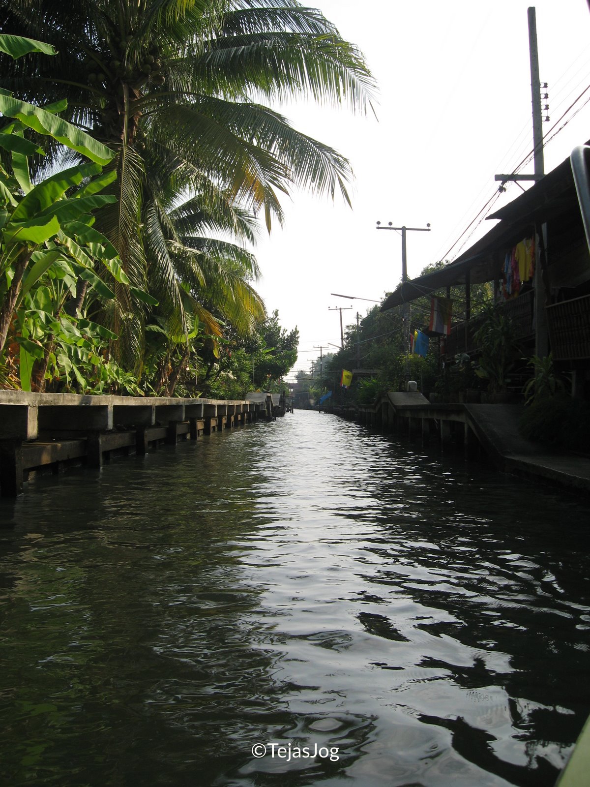 On the boat to Damnoen Saduak Floating Market
