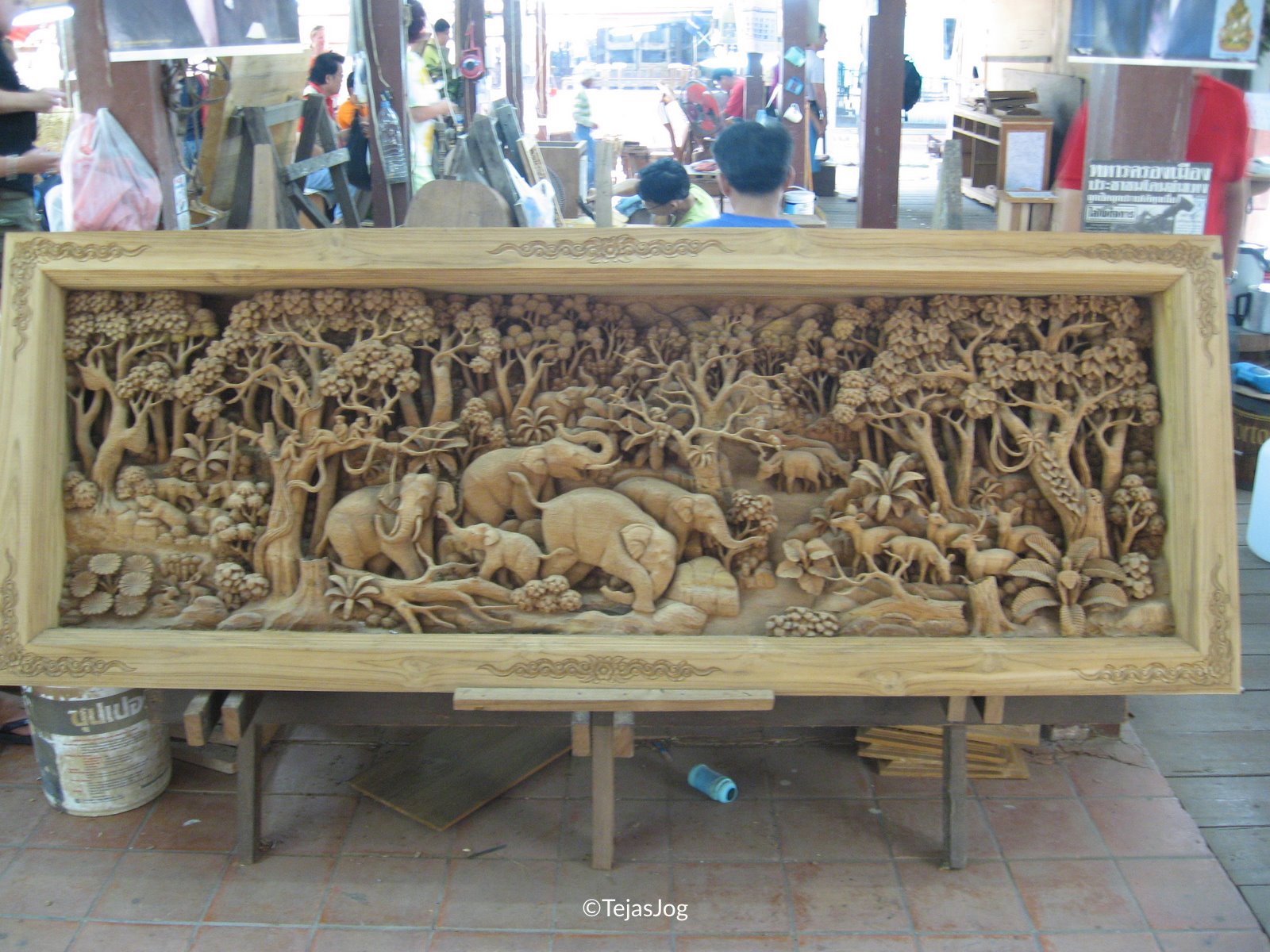 Local Thai craftsmenship