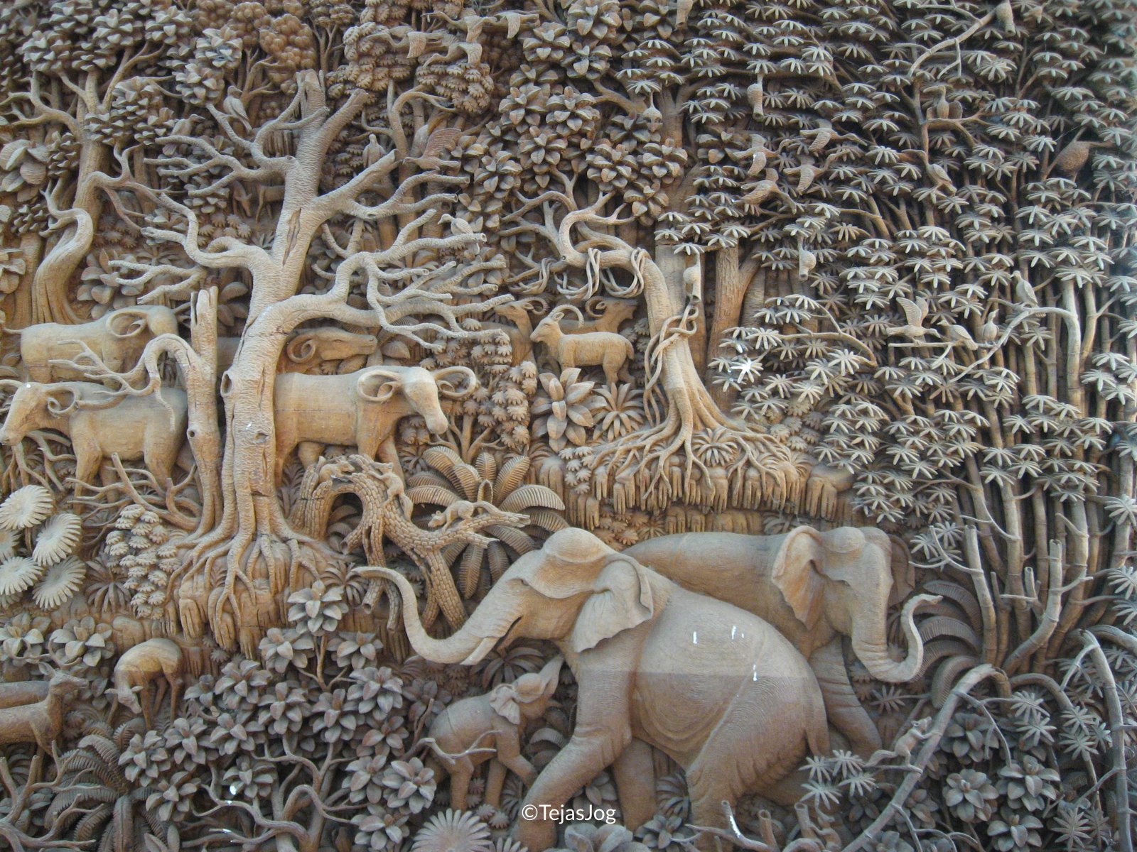 Local Thai craftsmenship