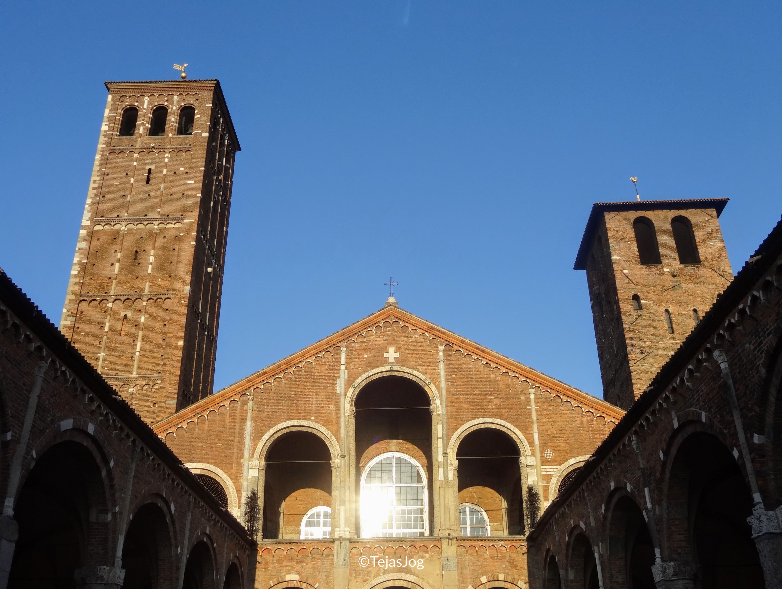 Basilica of Sant'Ambrogio / Basilica di Sant'Ambrogio