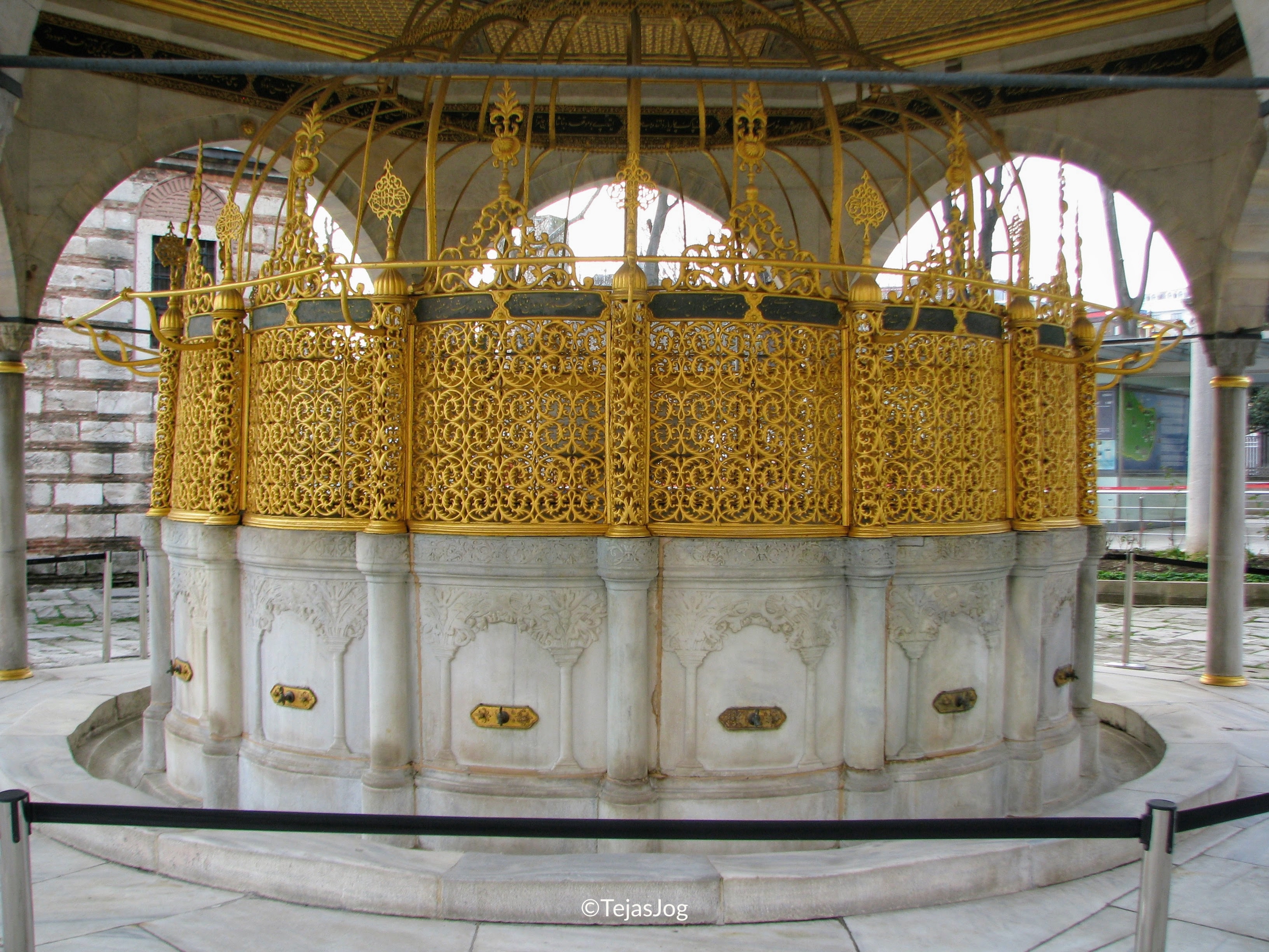 Hagia Sophia / Ayasofya-i Kebir Cami-i Şerifi