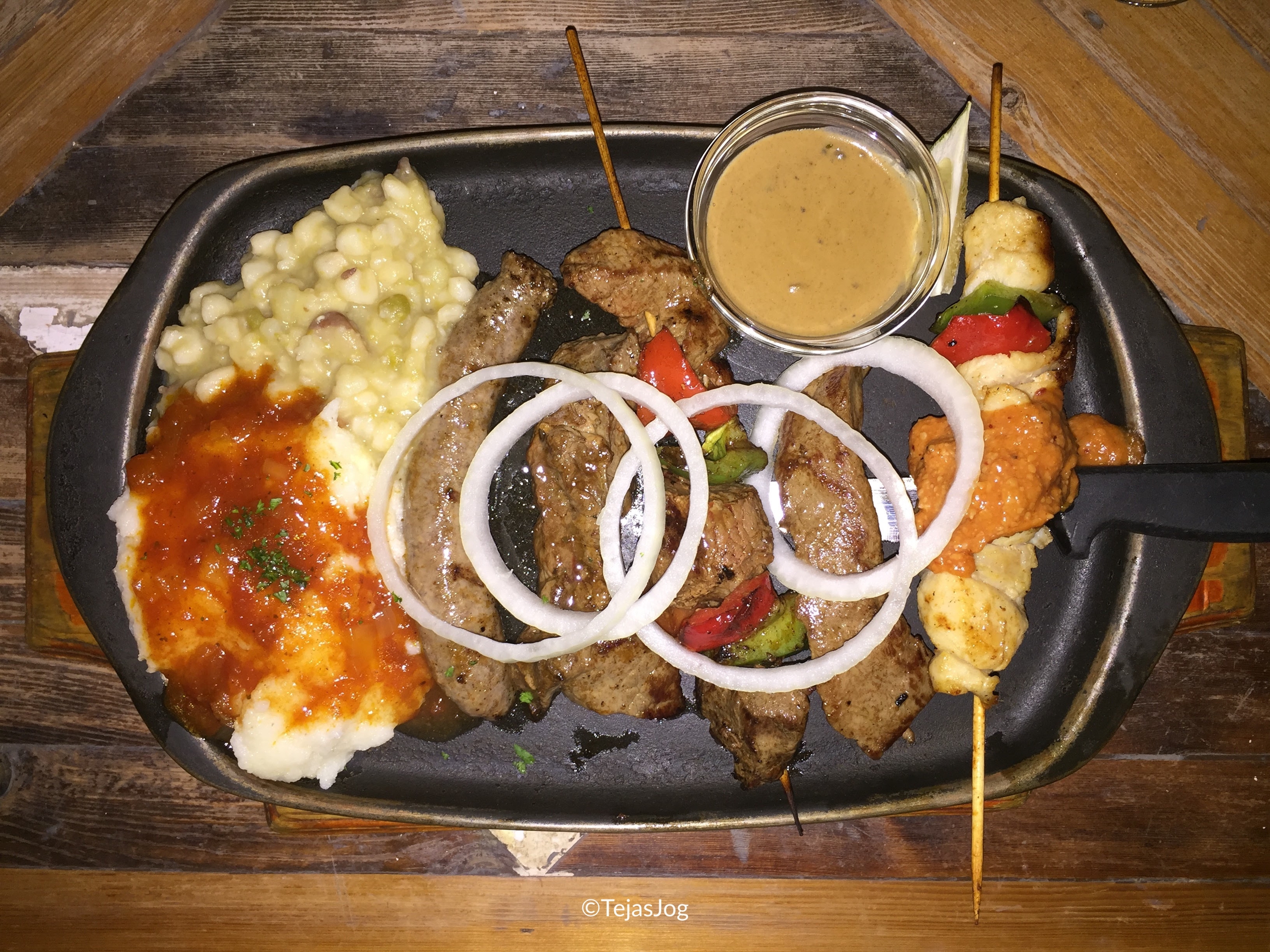 Dinner at Mama Africa