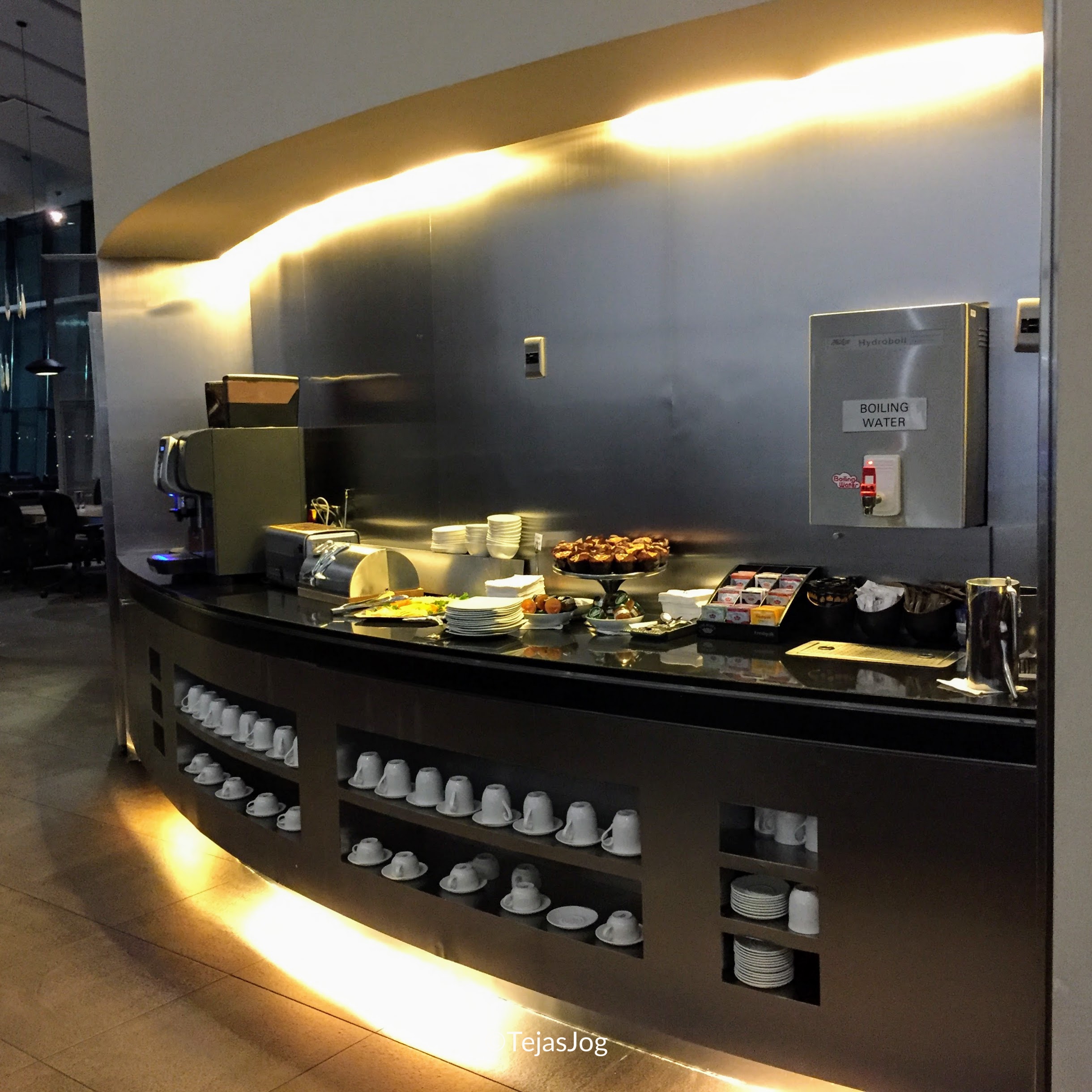 Buffet at SAA Domestic Premium Class Lounge