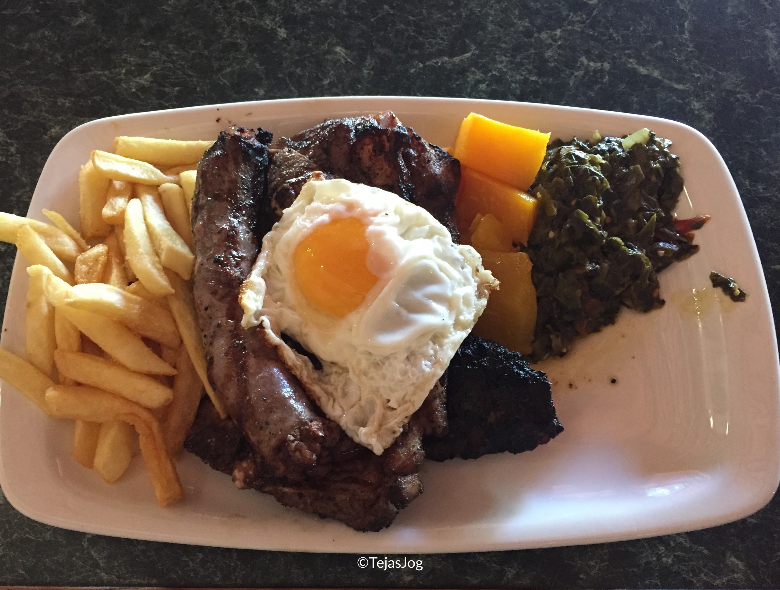 Lunch at Manyane Resort