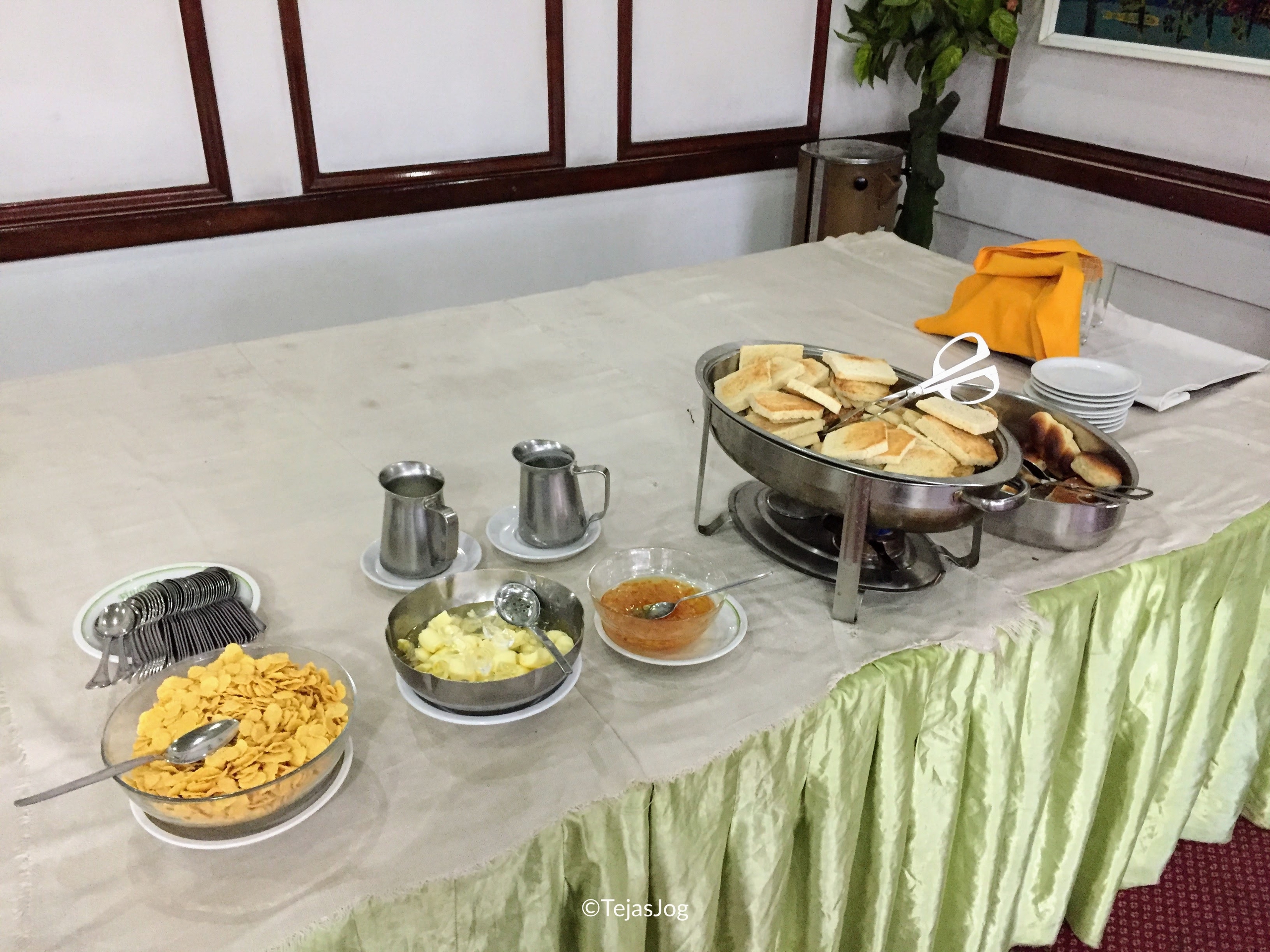 Breakfast at Ethiopia Hotel