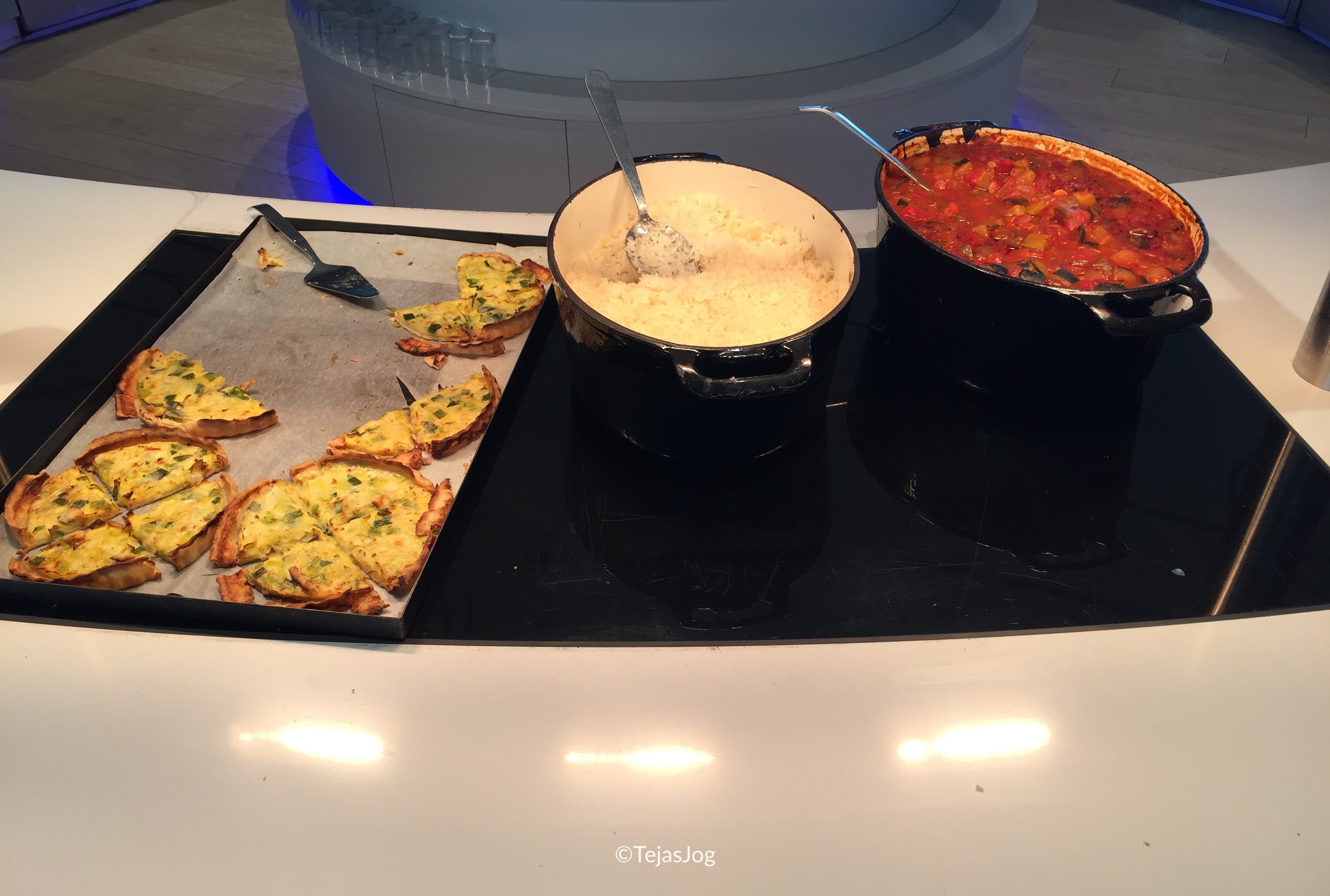 Buffet at Brussels Airlines Business Lounge