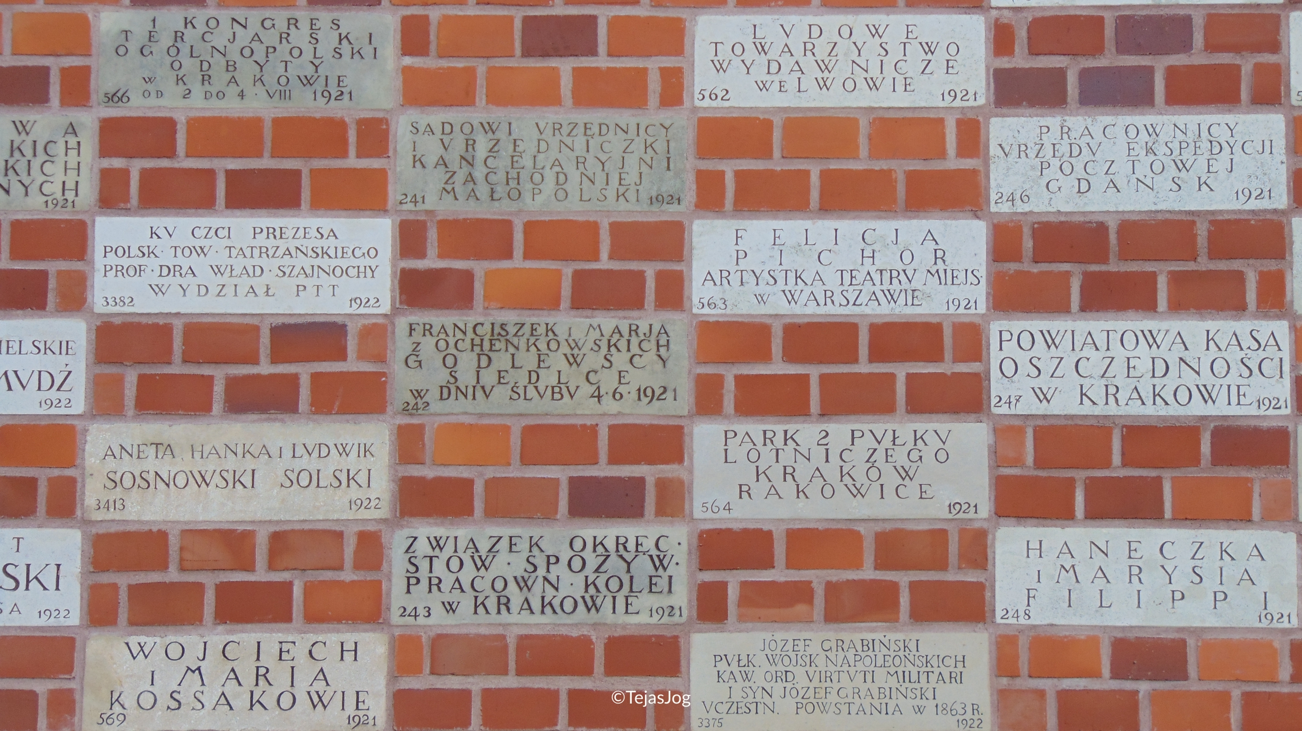 Wawel Bricks