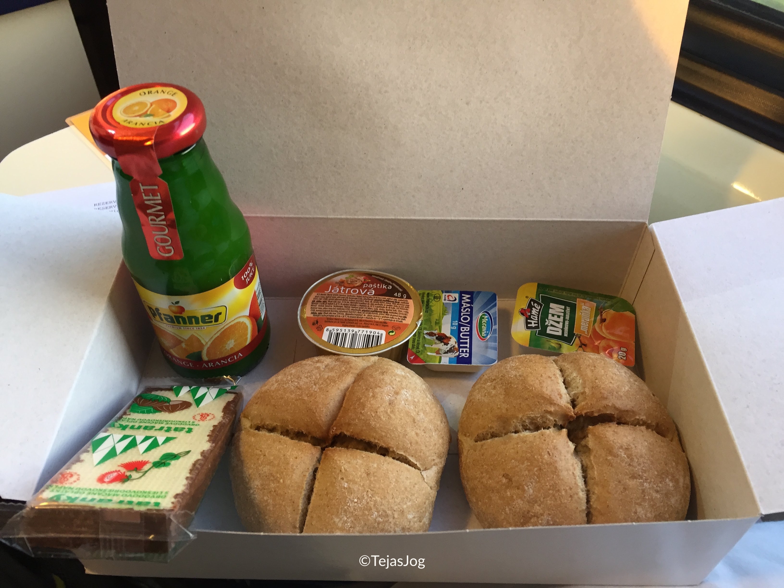 EuroNight sleeper train EN 443