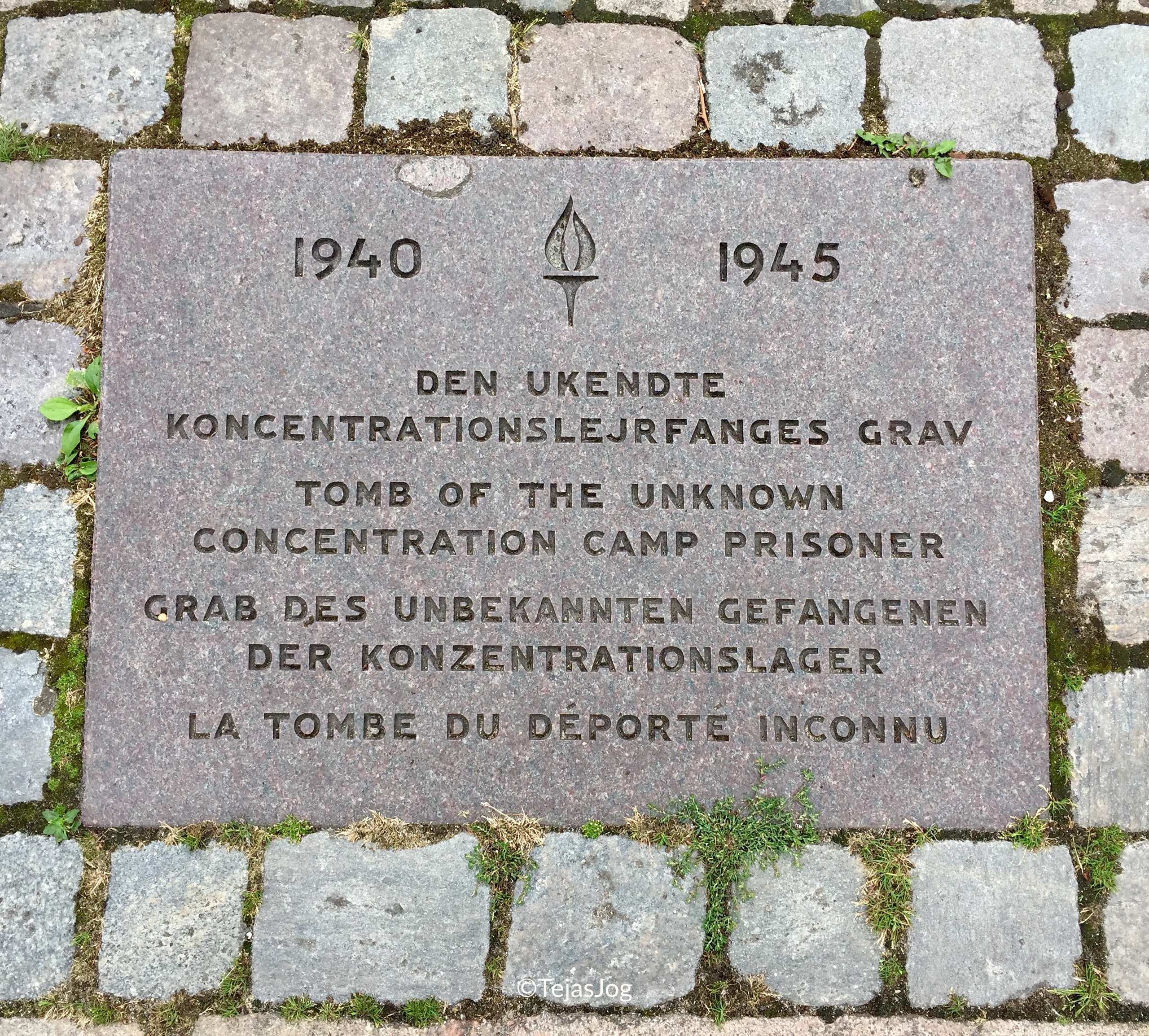 Tomb of the Unknown Concentration Camp Prisoner at the Church of the Holy Spirit