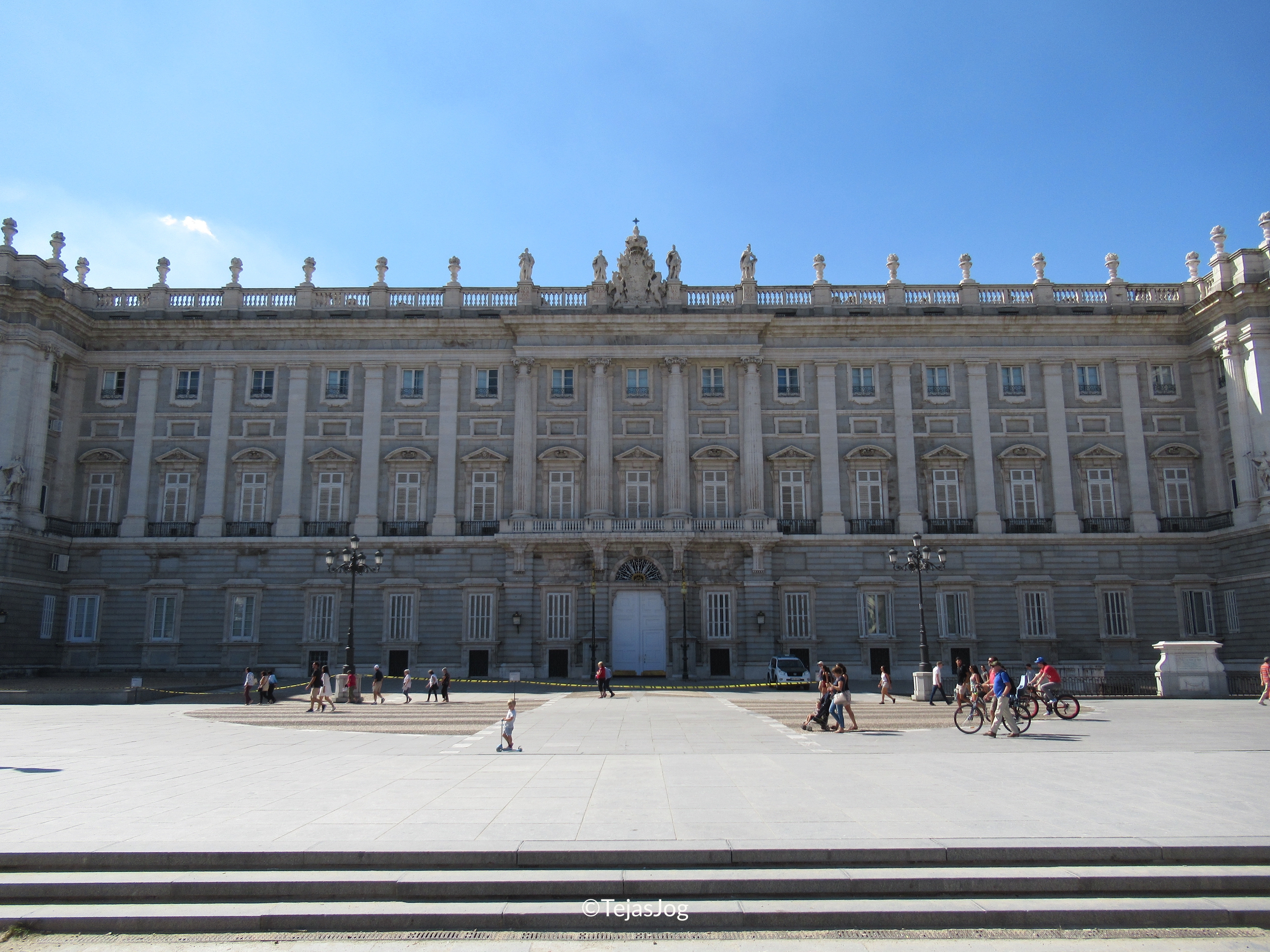Plaza de Oriente and Puerta del Príncipe