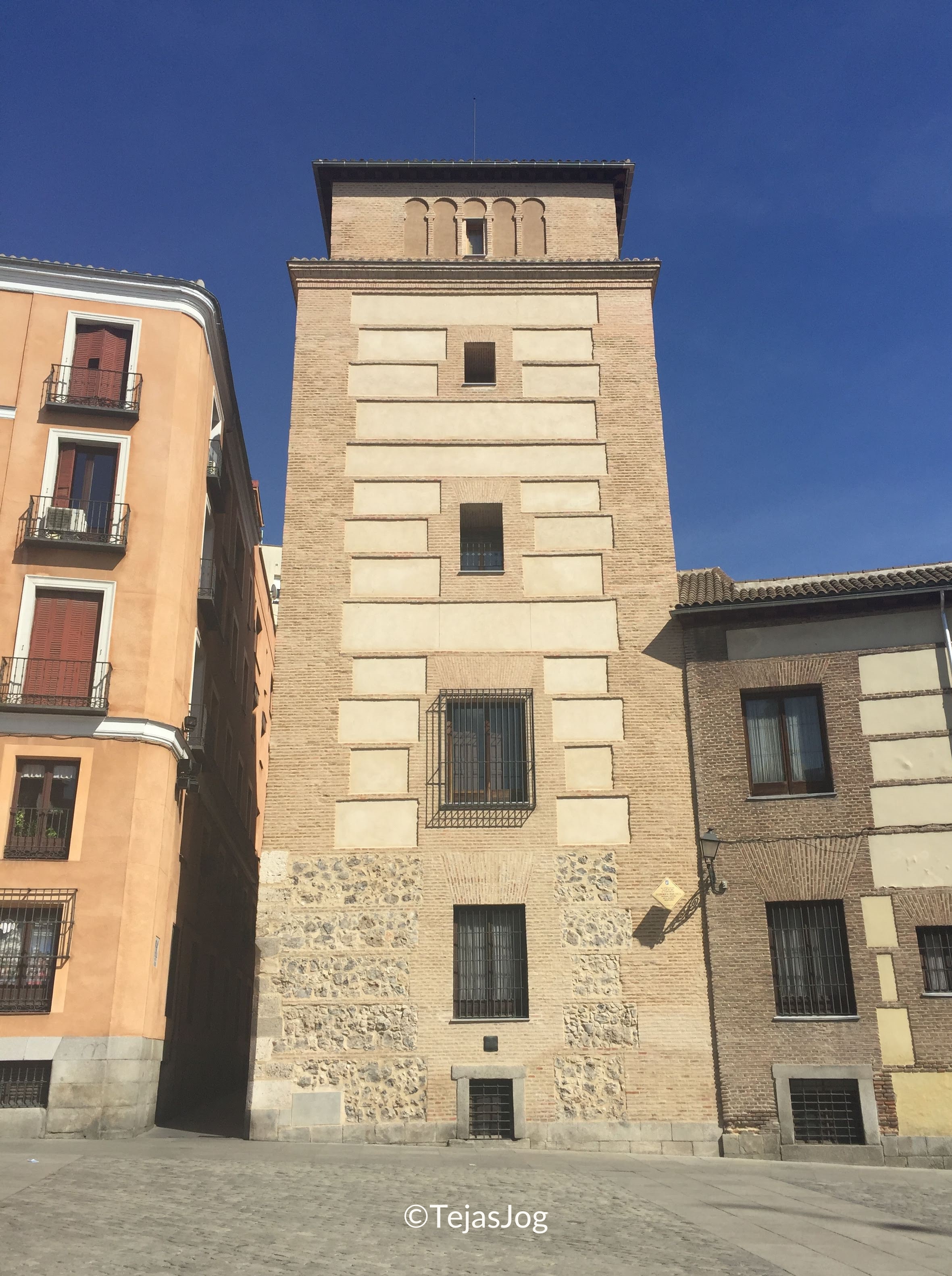 Torre de los Lujanes