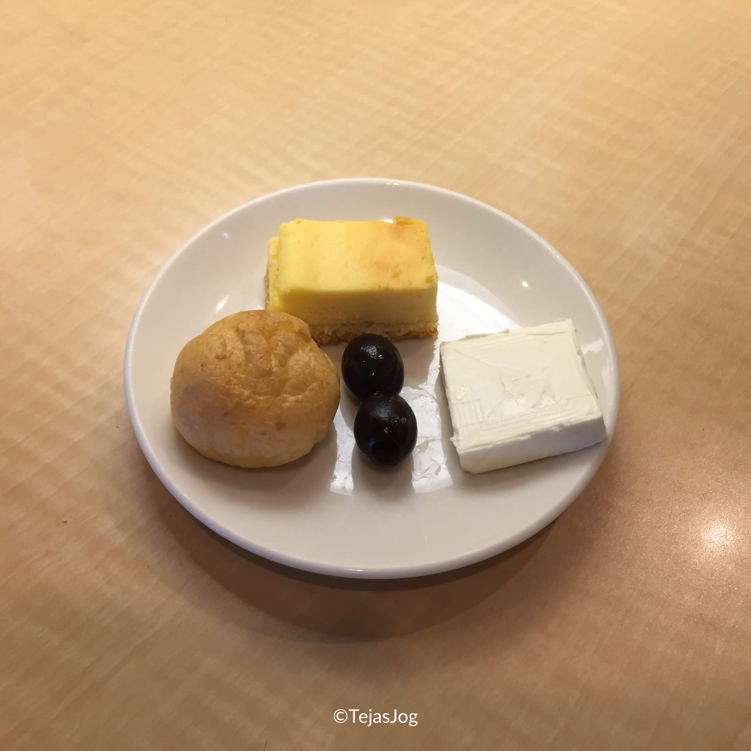 Breakfast at United Club