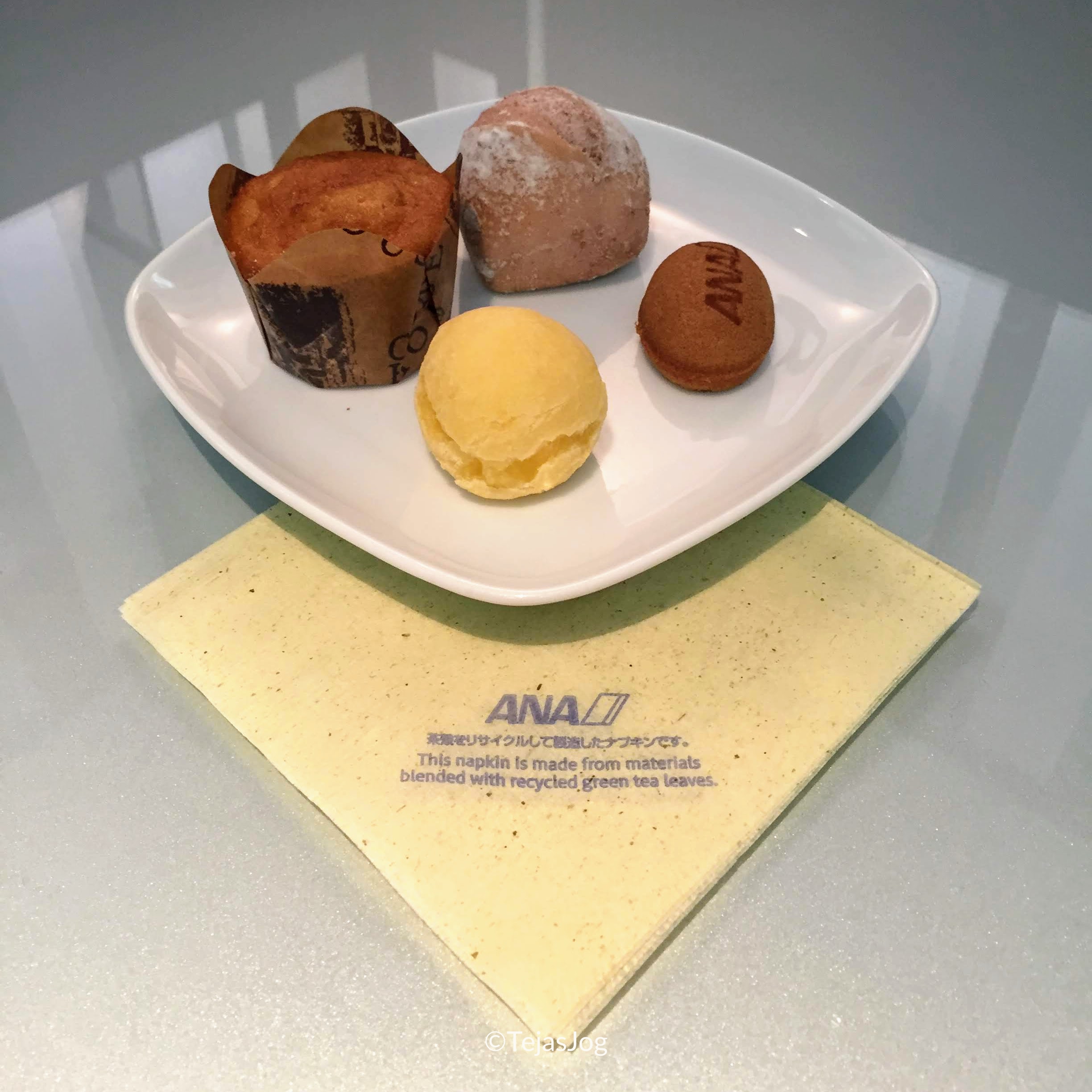 Brunch at ANA Lounge