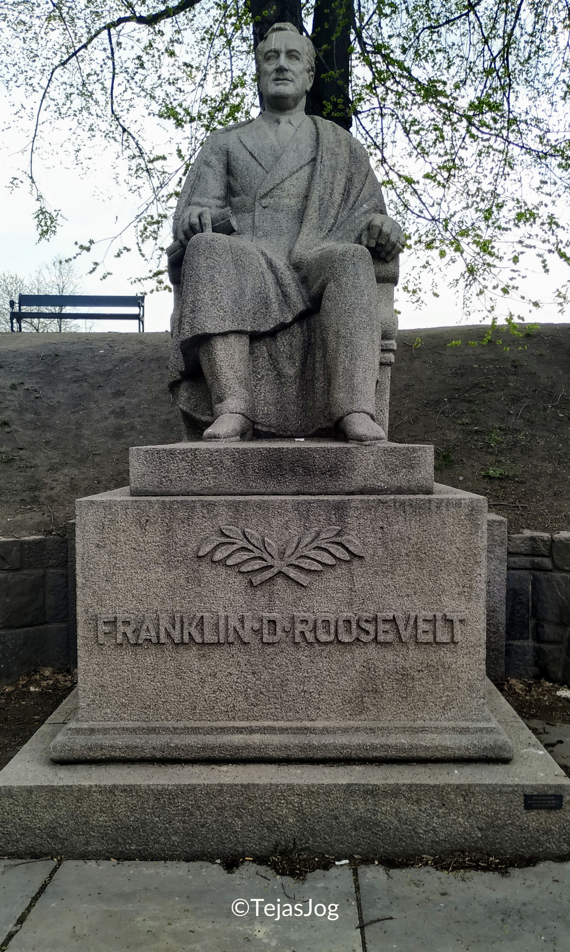 Statue of Franklin D. Roosevelt Statue of Franklin D. Roosevelt