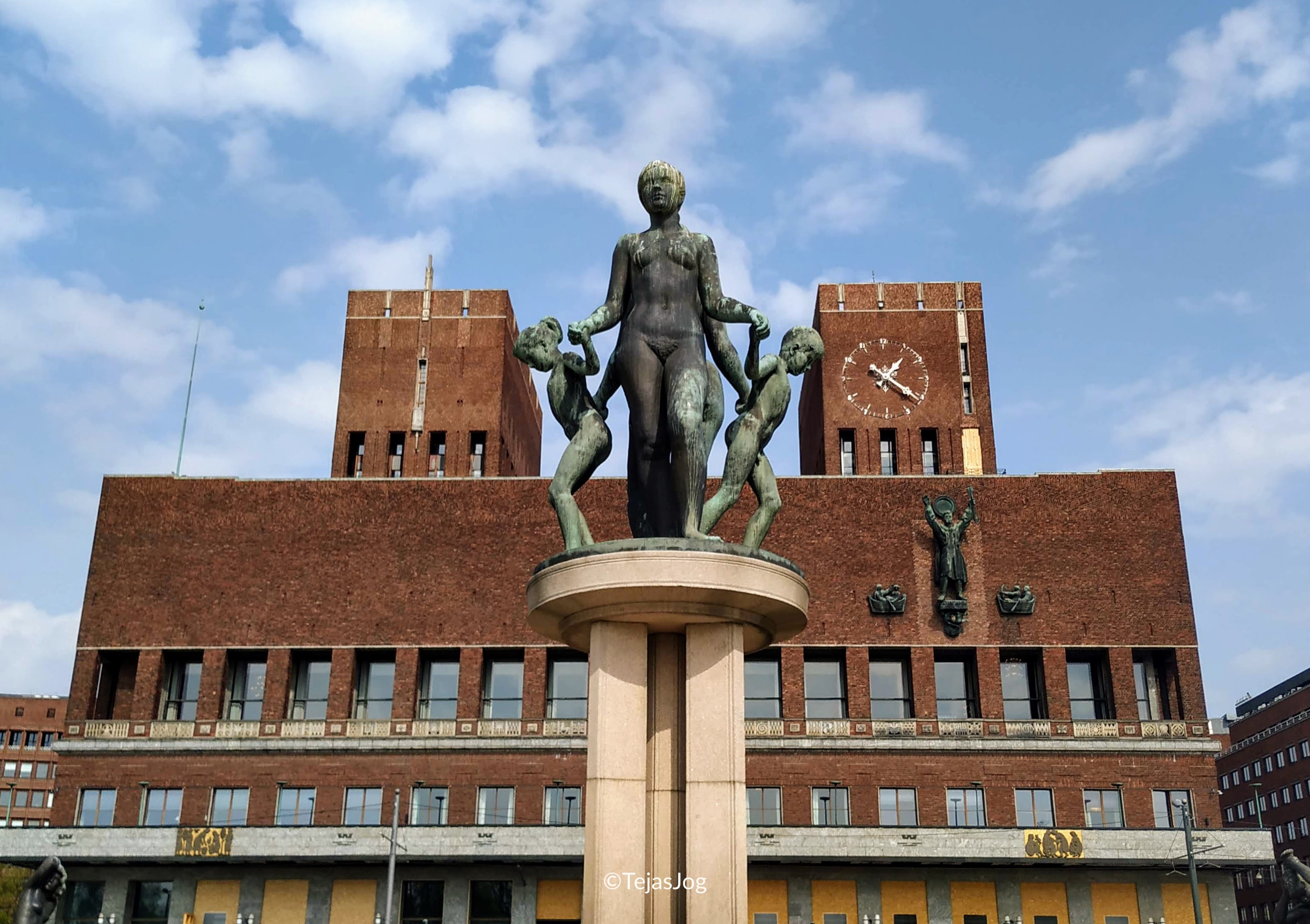 RÃ¥dhusplassen RÃ¥dhusplassen