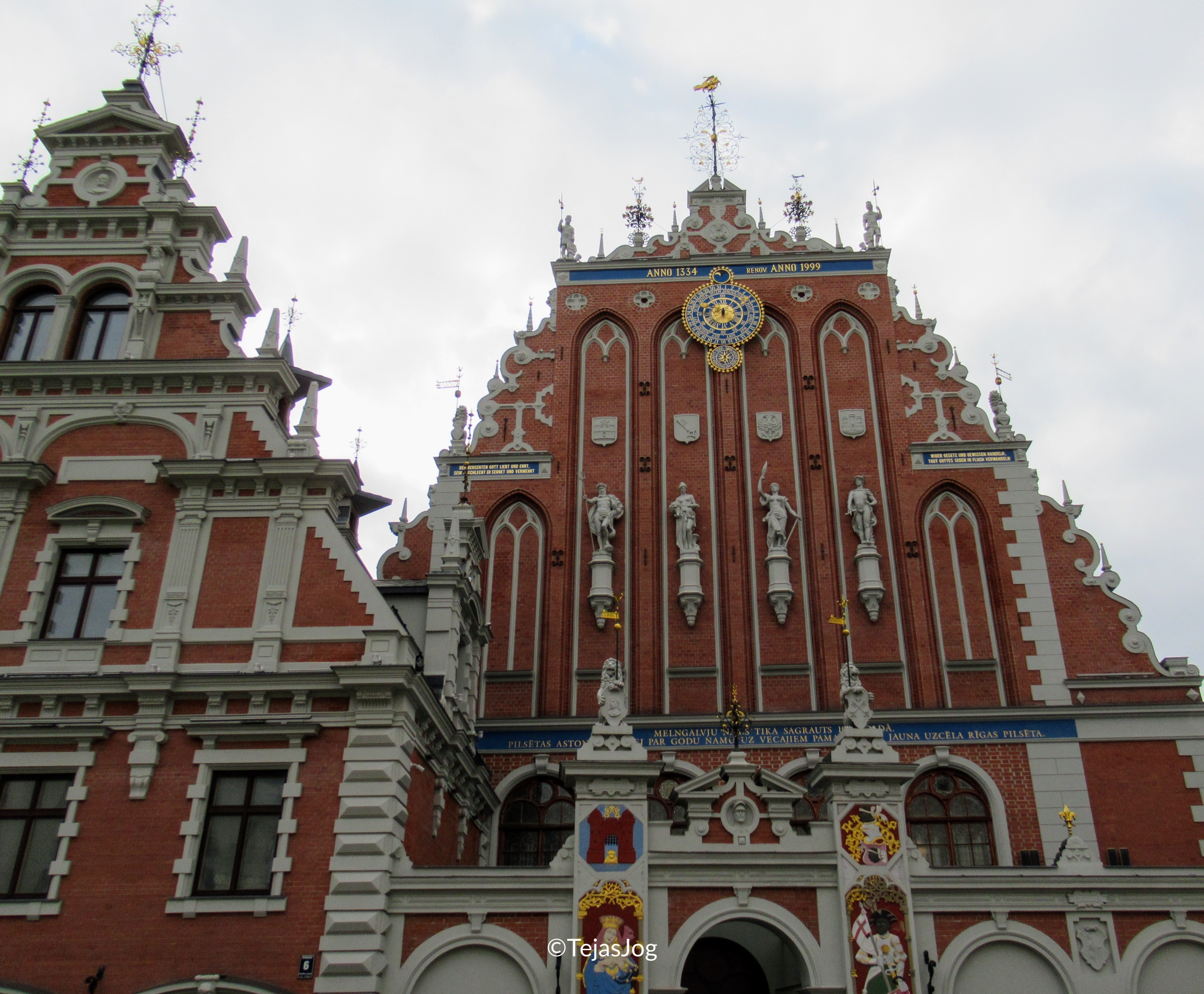 House of the Black Heads