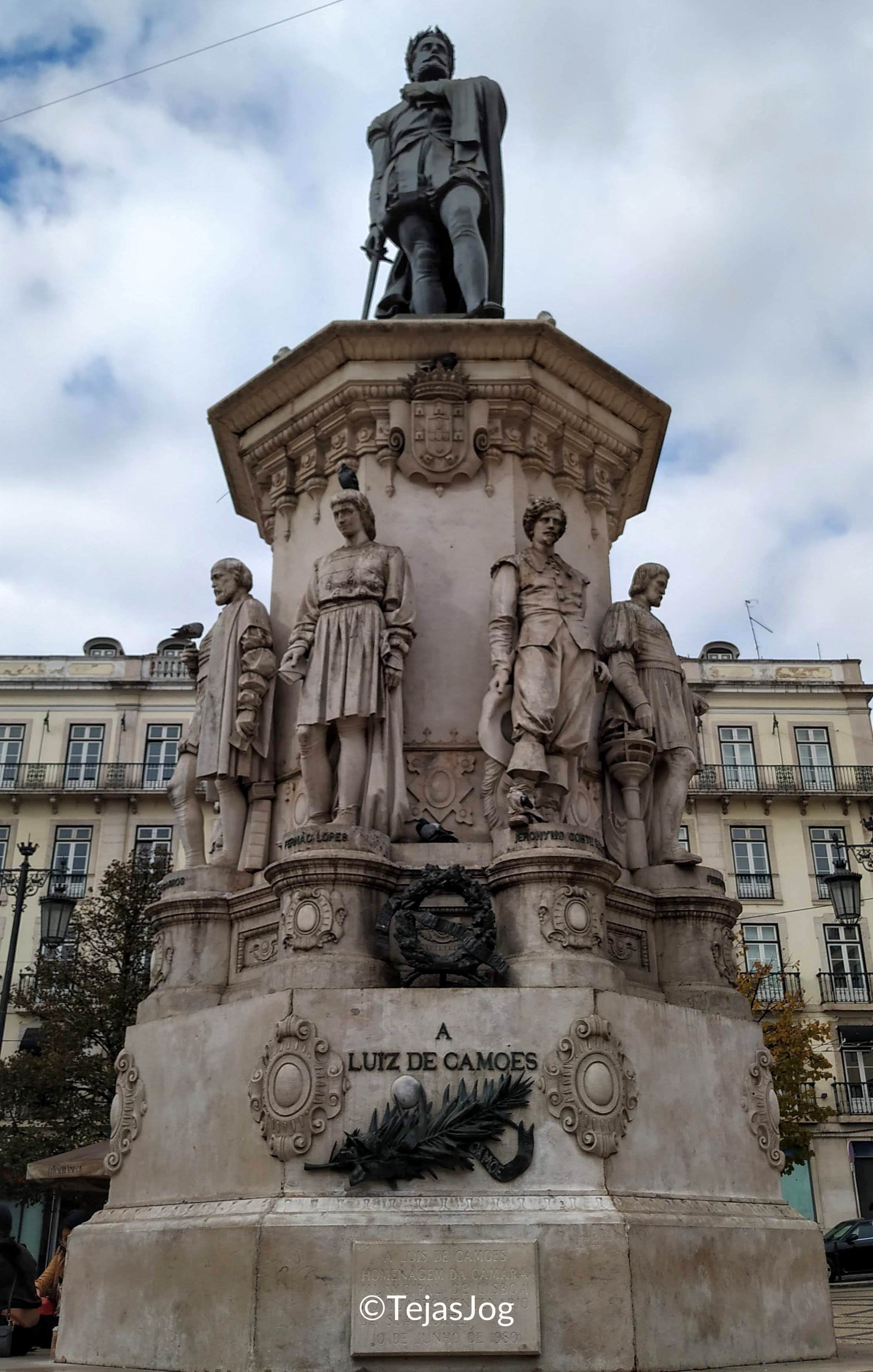 Praça Luís de Camões