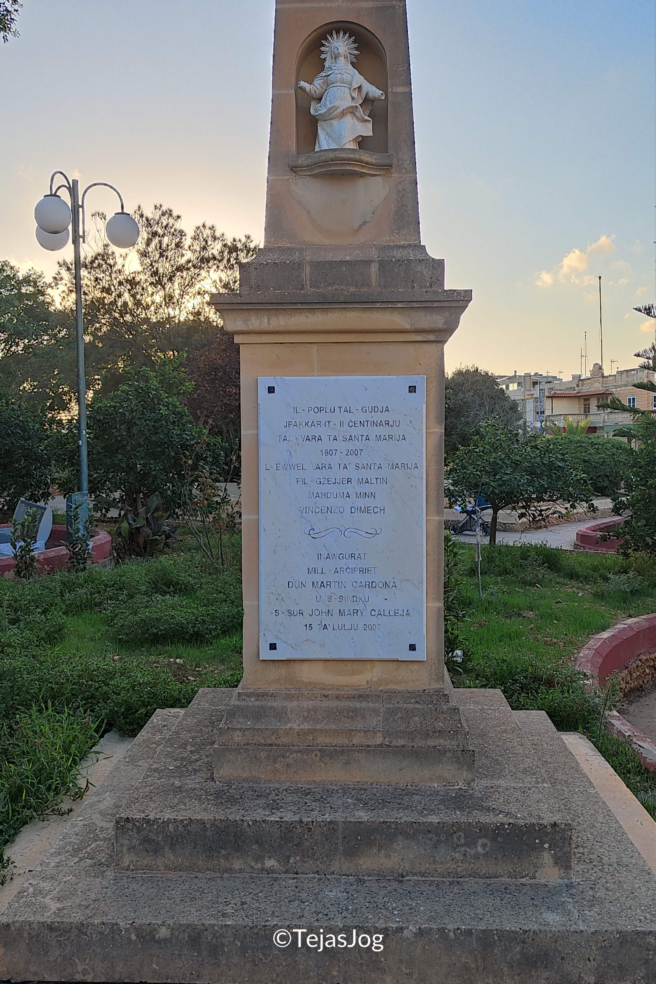 Gnien Raymond Caruana