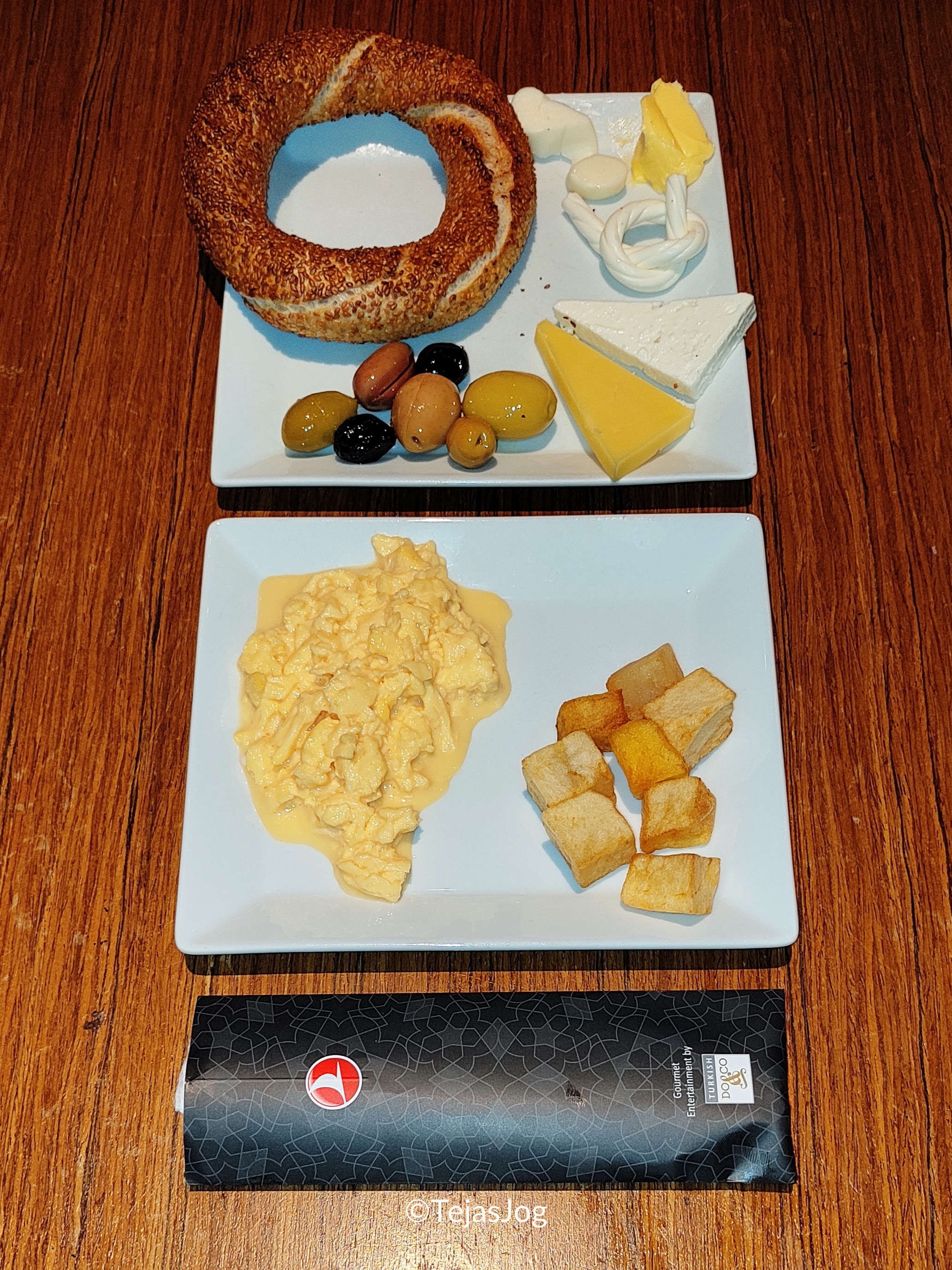 Breakfast at Turkish Airlines Miles & Smiles Lounge