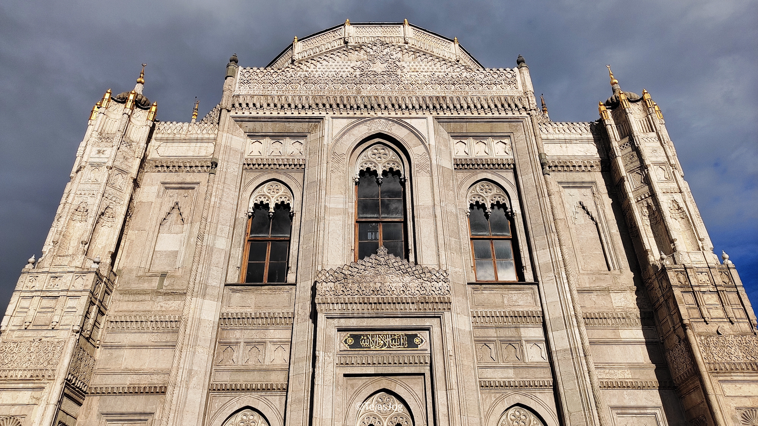 Pertevniyal Valide Sultan Mosque