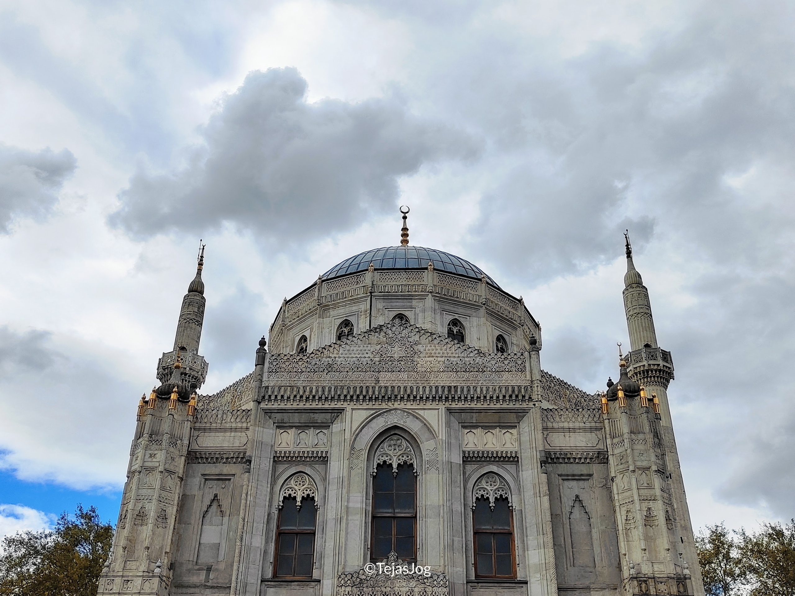 Pertevniyal Valide Sultan Mosque