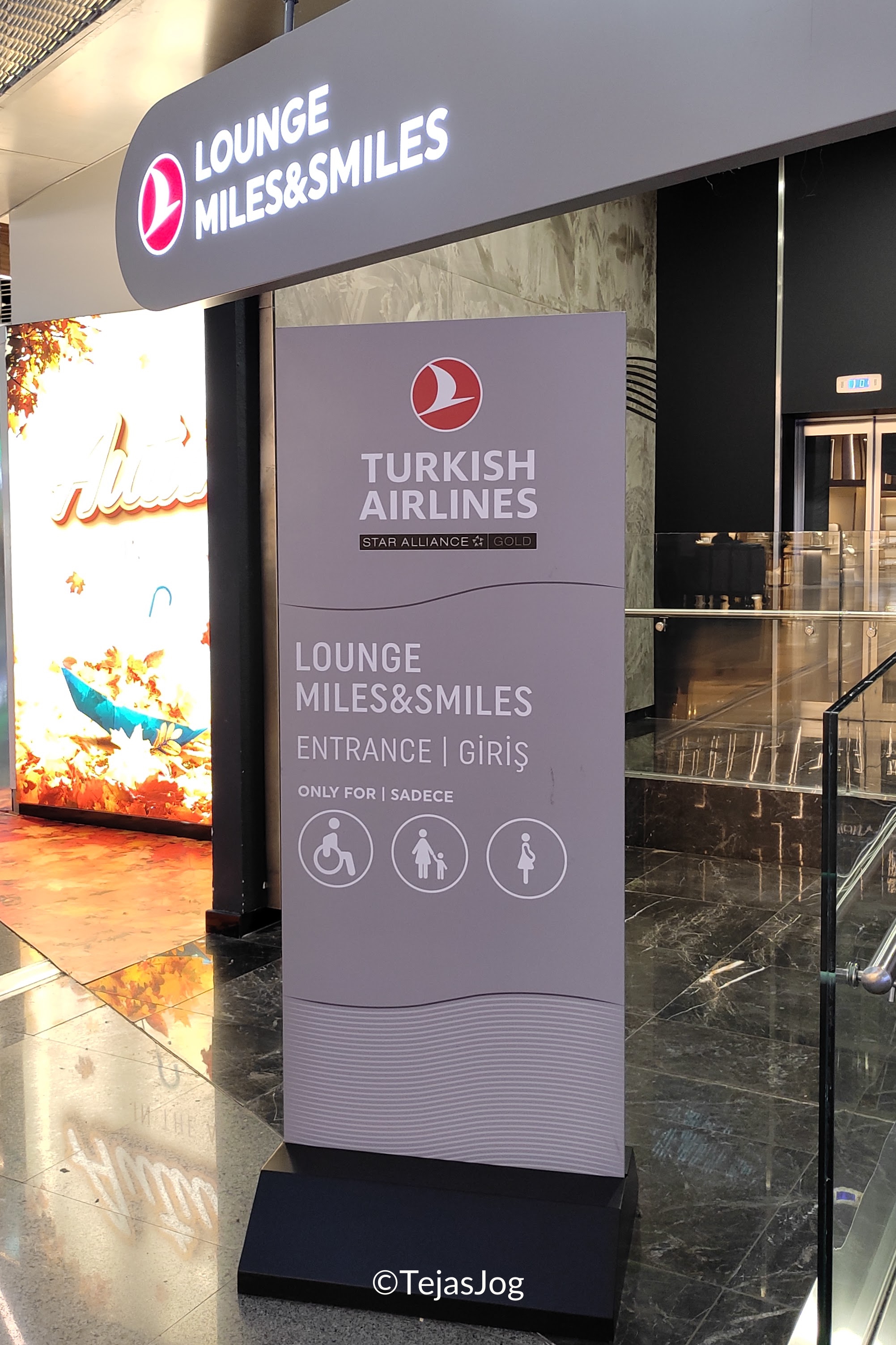 Turkish Airlines Miles & Smiles Lounge