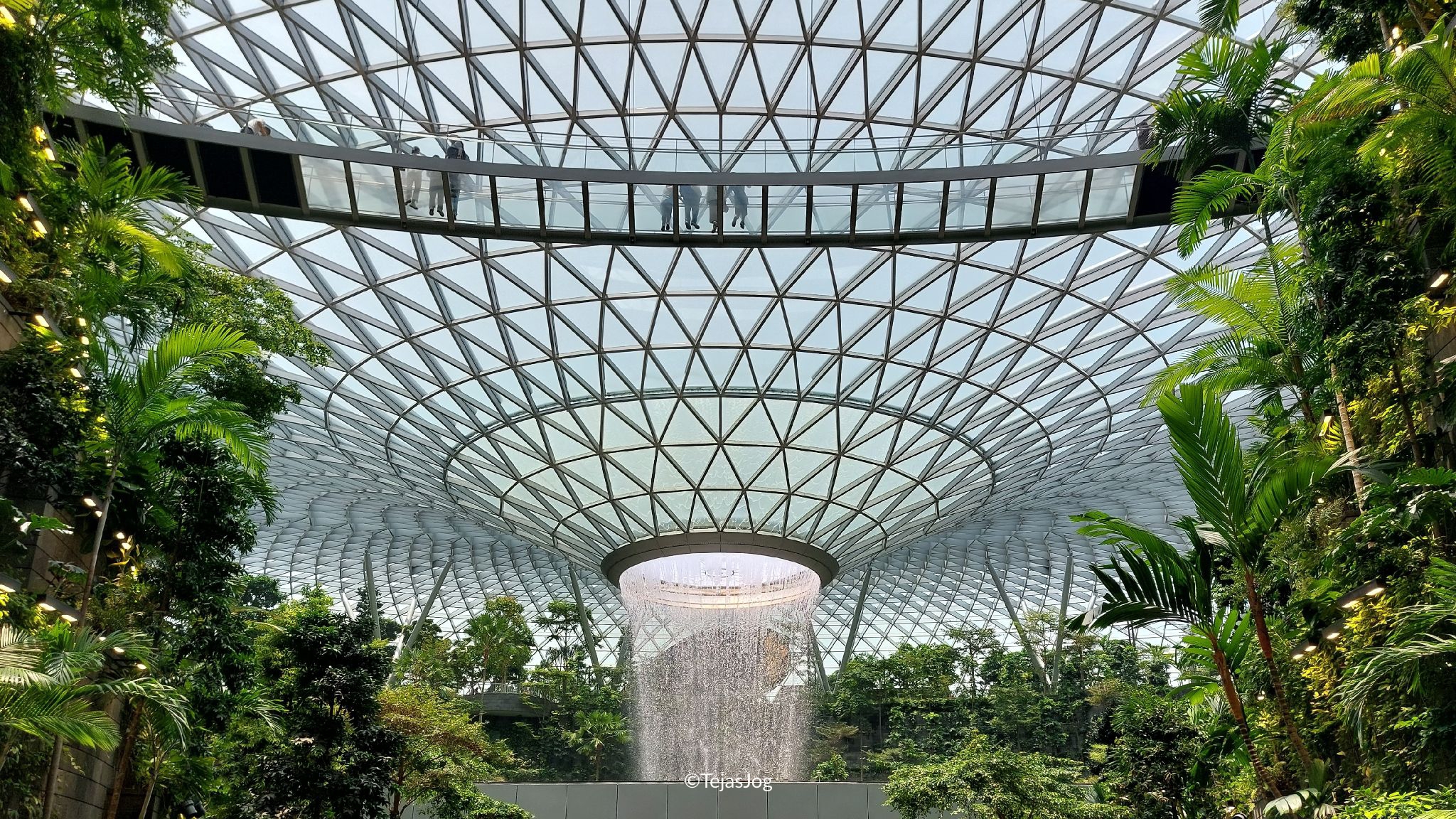 Waterfall at Jewel Changi Airport Waterfall at Jewel Changi Airport