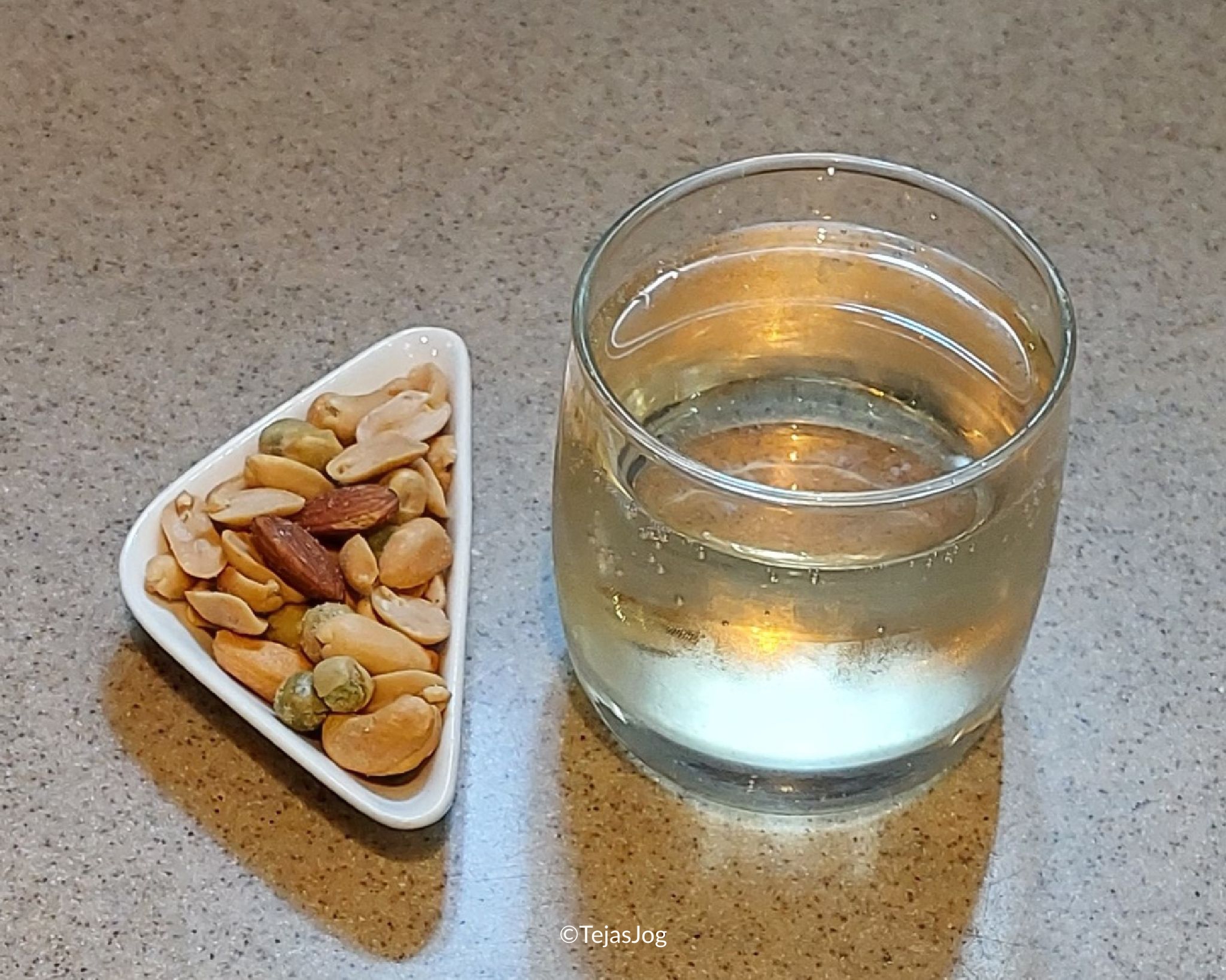 Drinks at KrisFlyer Gold Lounge Drinks at KrisFlyer Gold Lounge