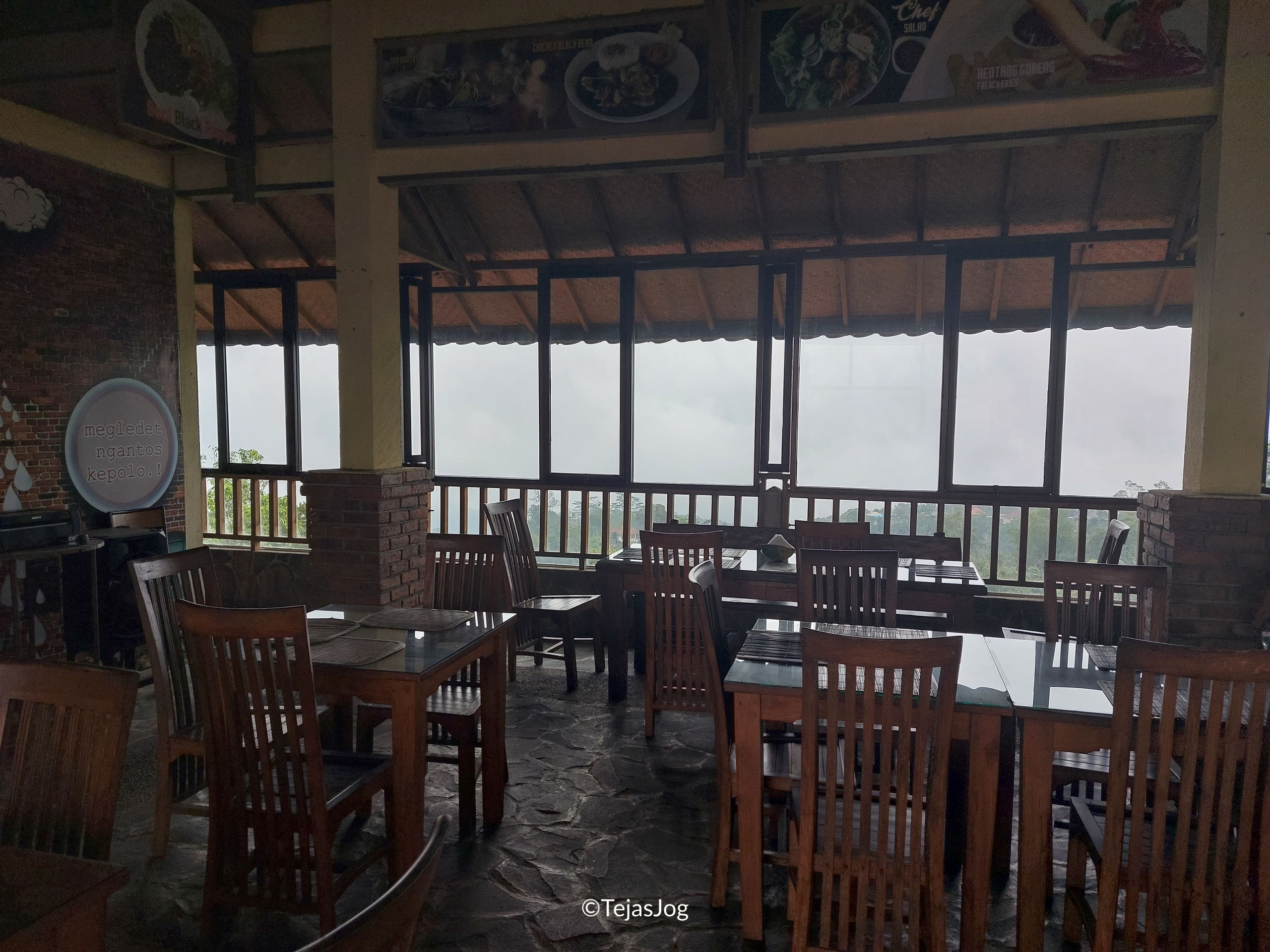 Warung Bukit Hexon Warung Bukit Hexon