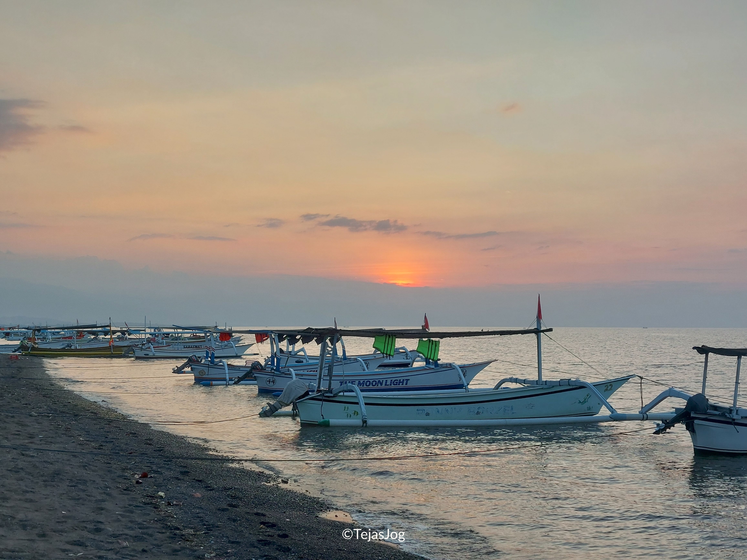 New Sunari Lovina Beach Resort New Sunari Lovina Beach Resort