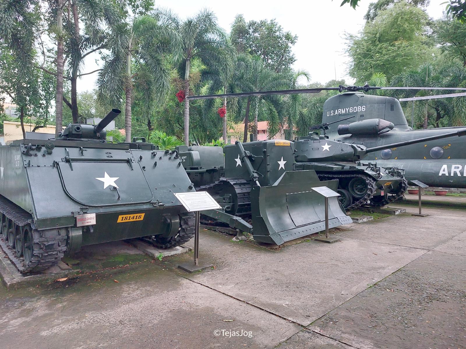 Armored Personnel Carrier and engineering vehicles Armored Personnel Carrier and engineering vehicles
