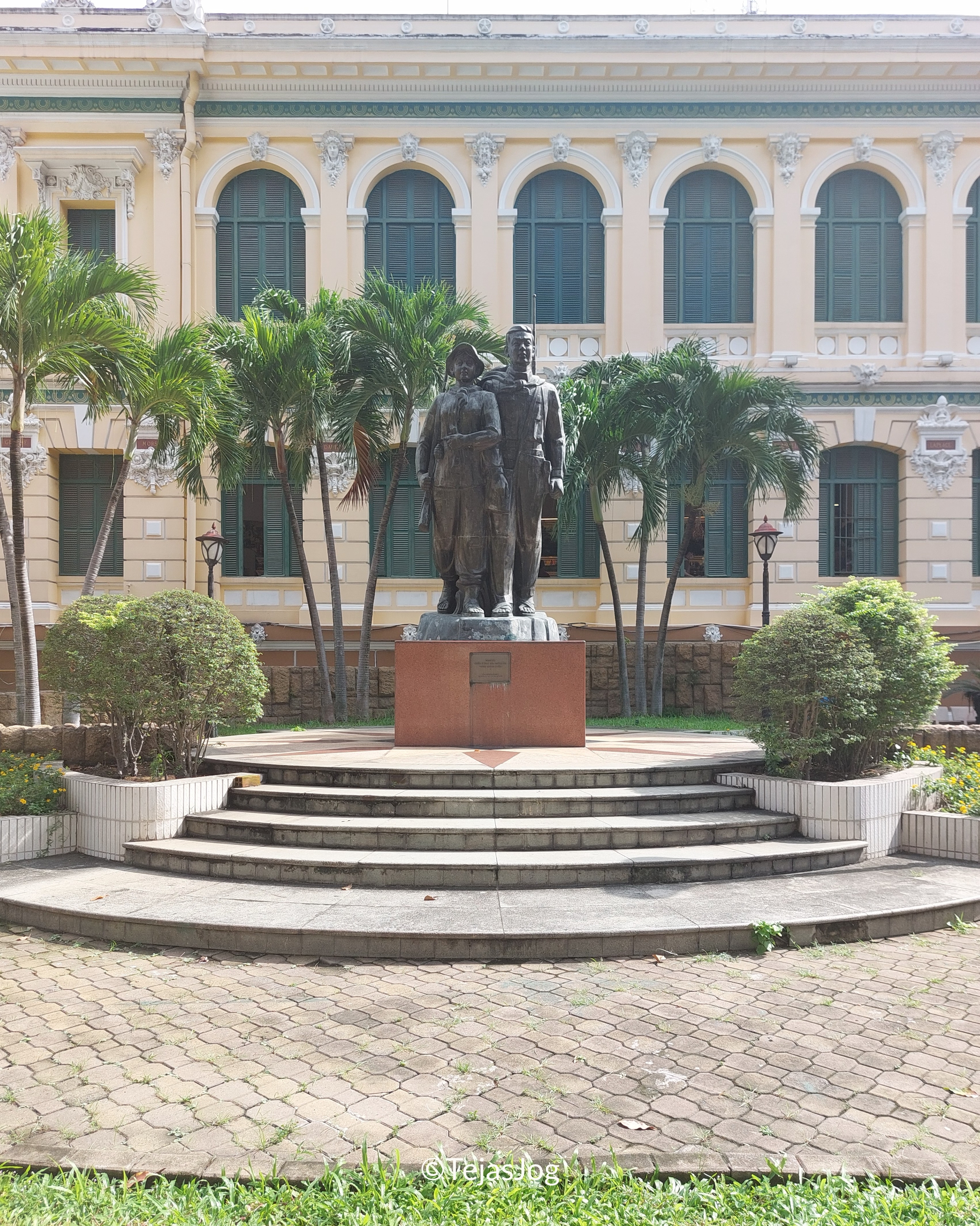 'Giao Bưu' commemorates the postal and telecommunications workers