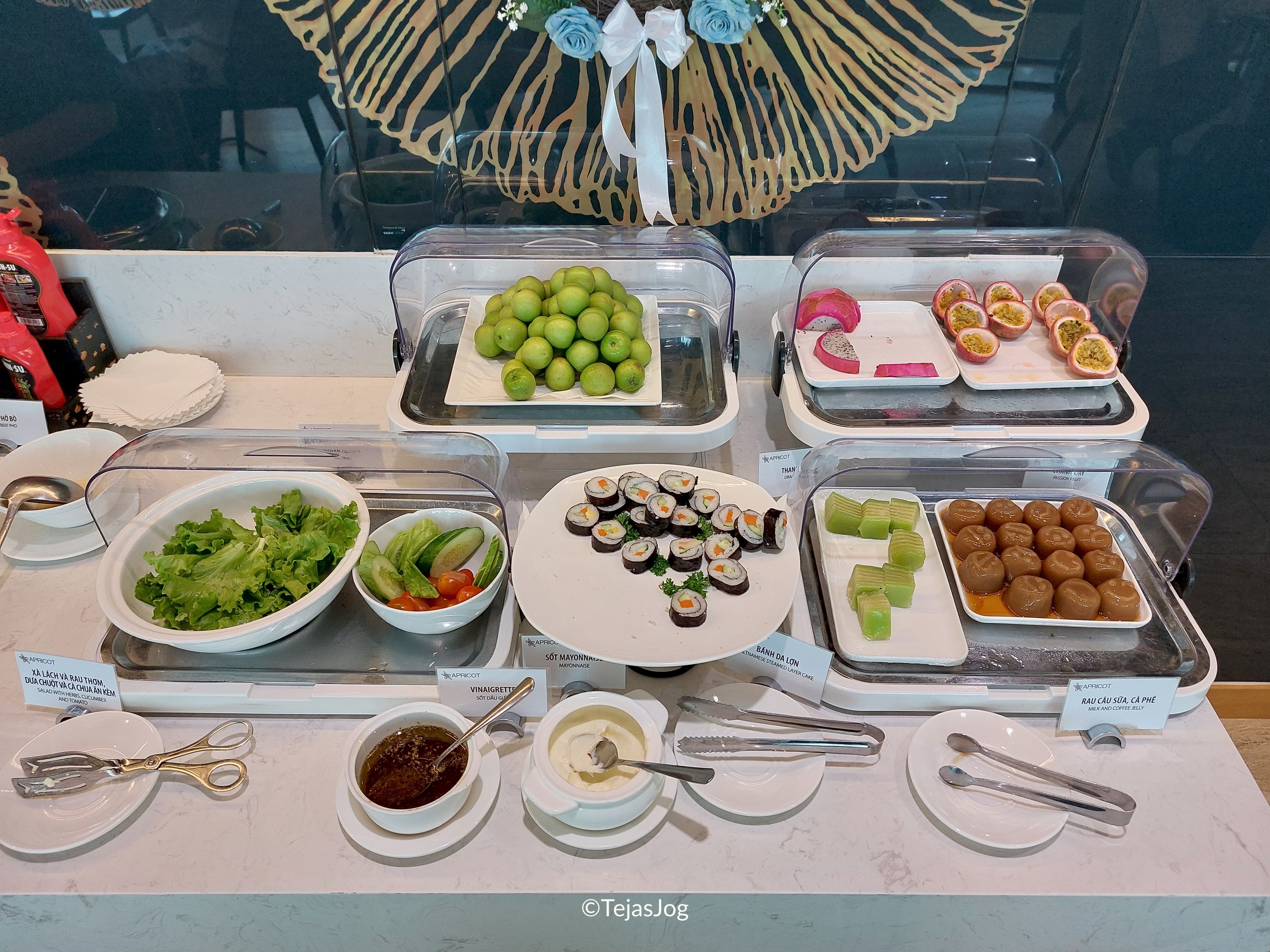 Buffet at Apricot Business Lounge