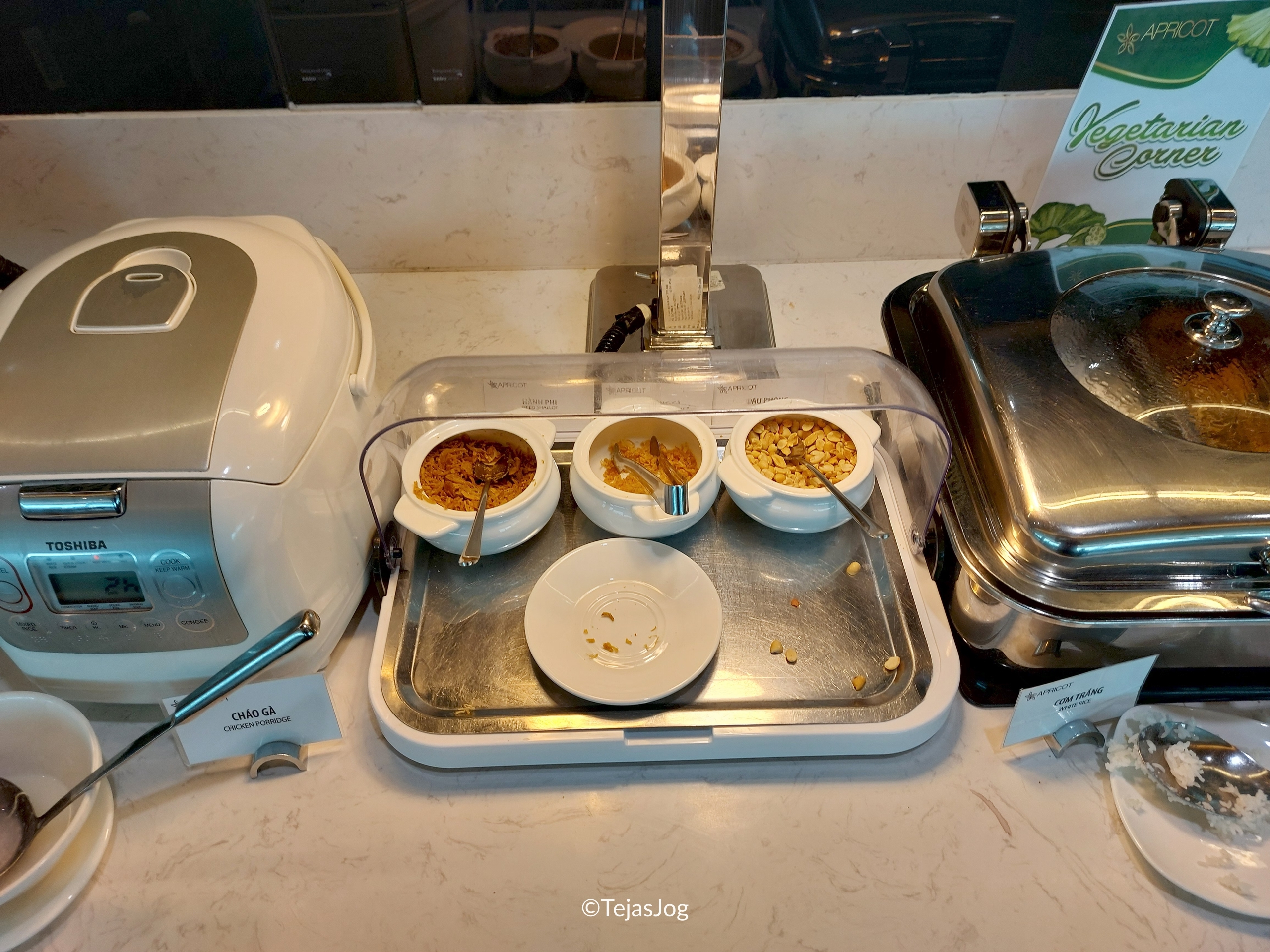 Buffet at Apricot Business Lounge