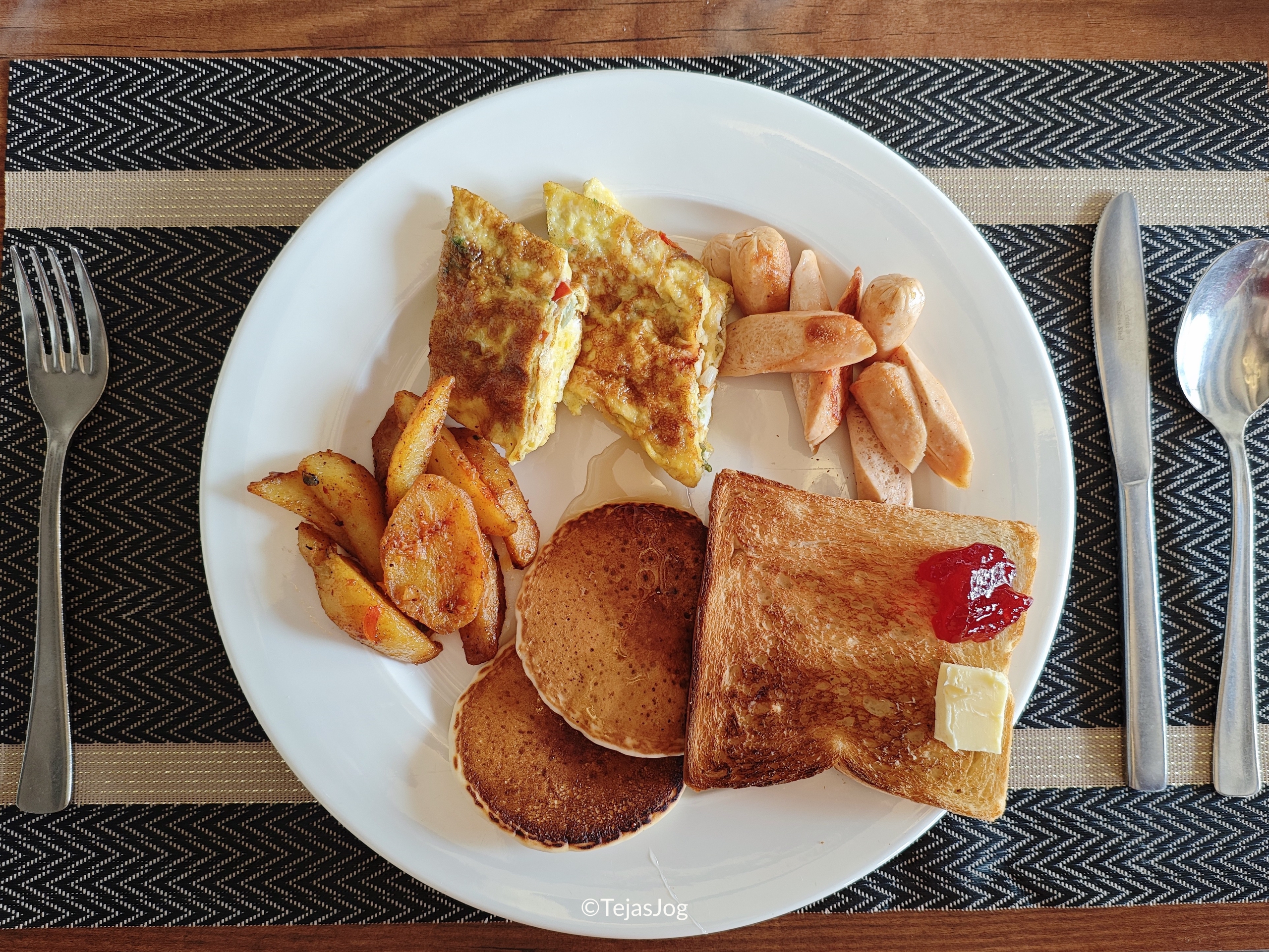 Breakfast at Hotel Himalayan Villa