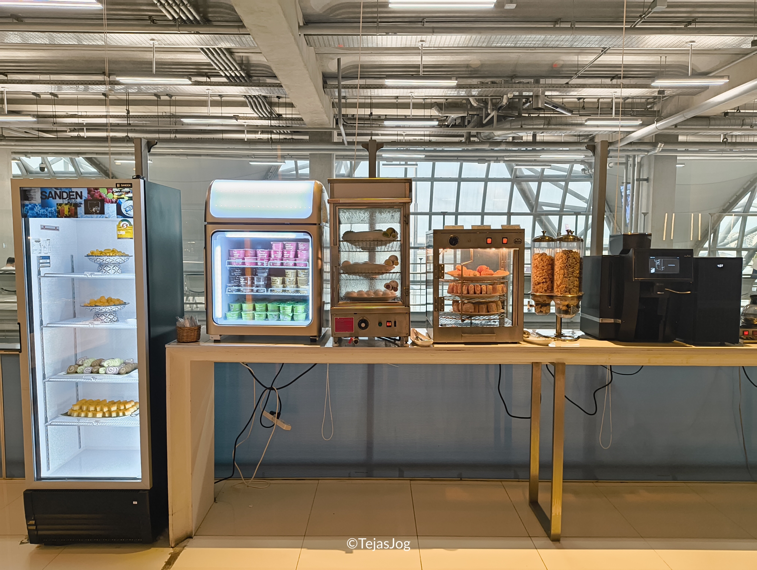 Miracle Lounge at Bangkok Suvarnabhumi Airport