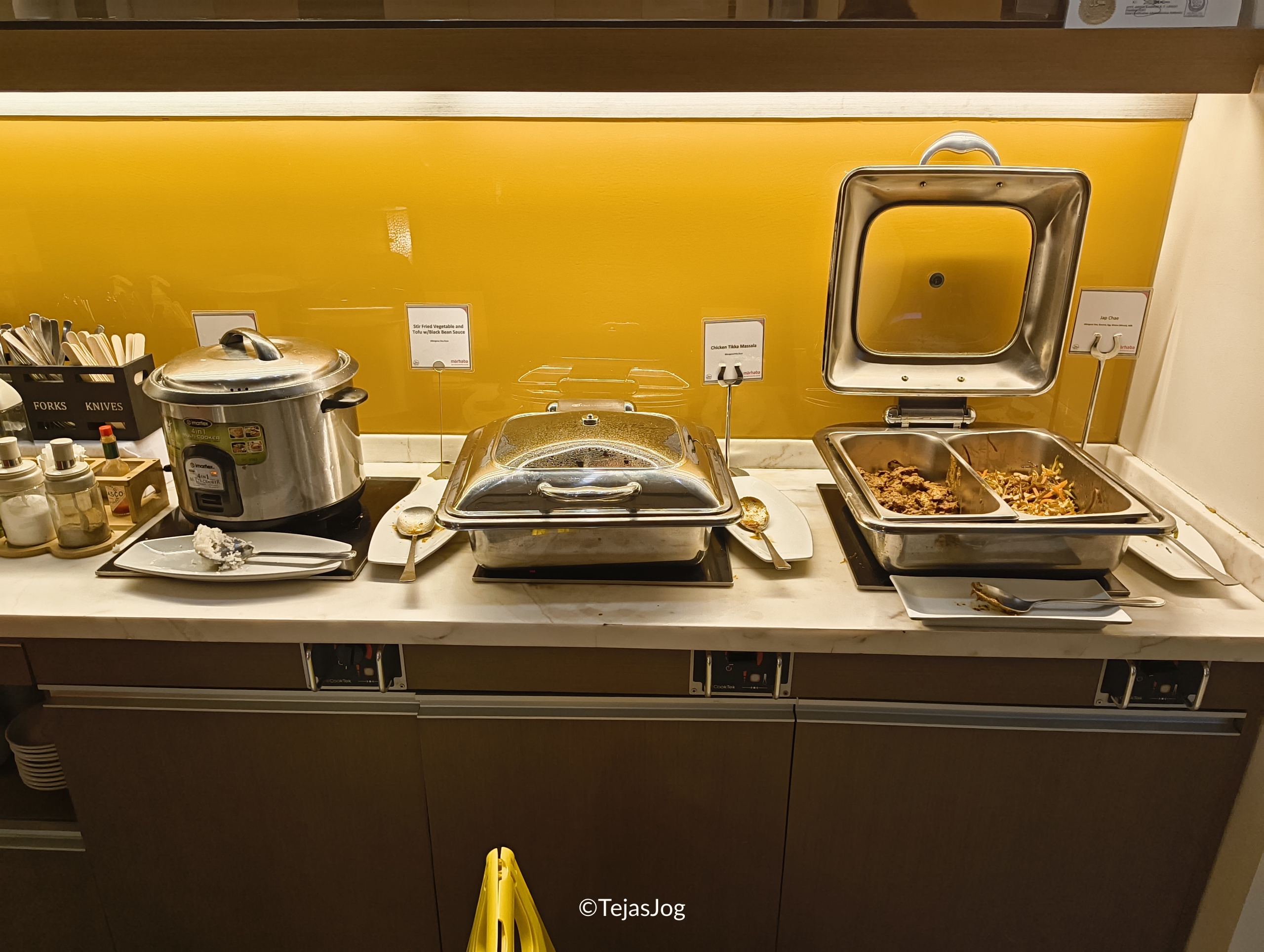 Buffet at Marhaba Lounge