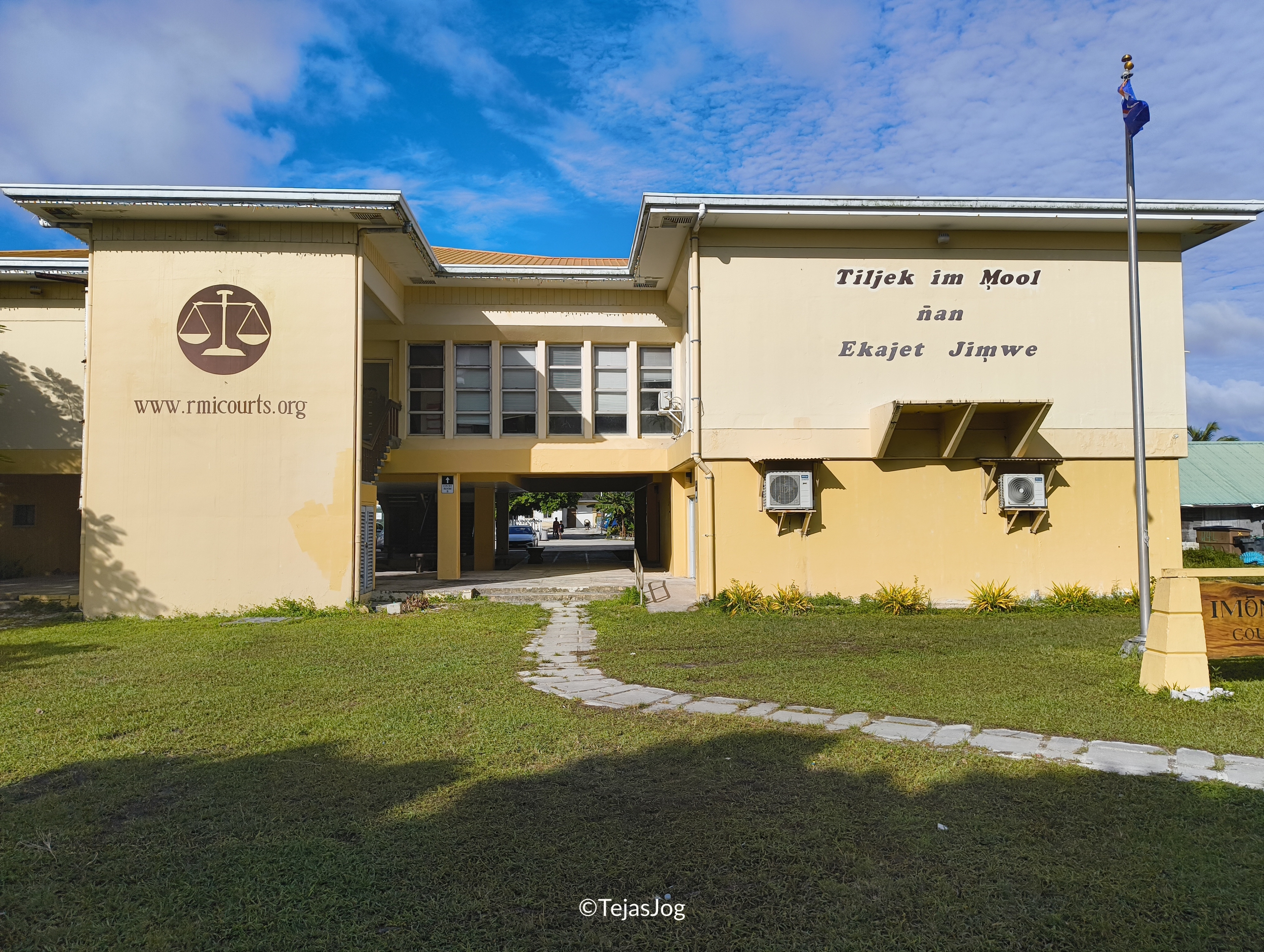 Imon Ekajet (Courthouse) Imon Ekajet (Courthouse)