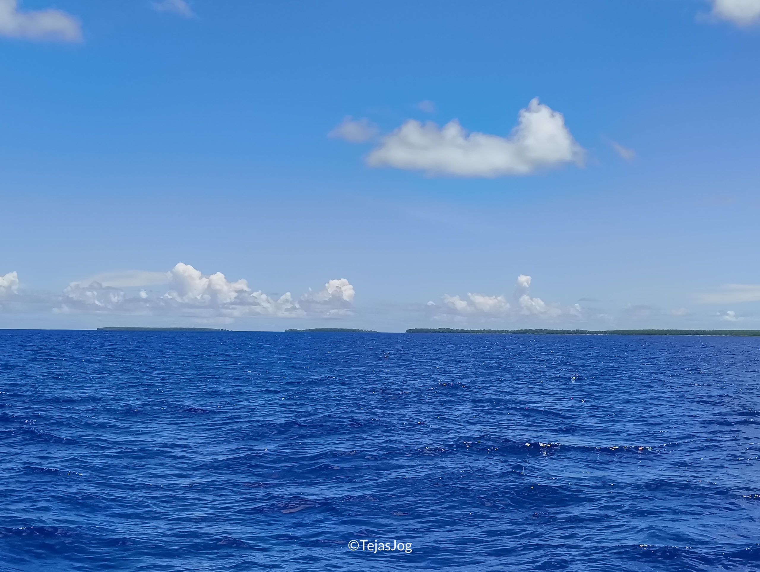 Approaching Arno Atoll