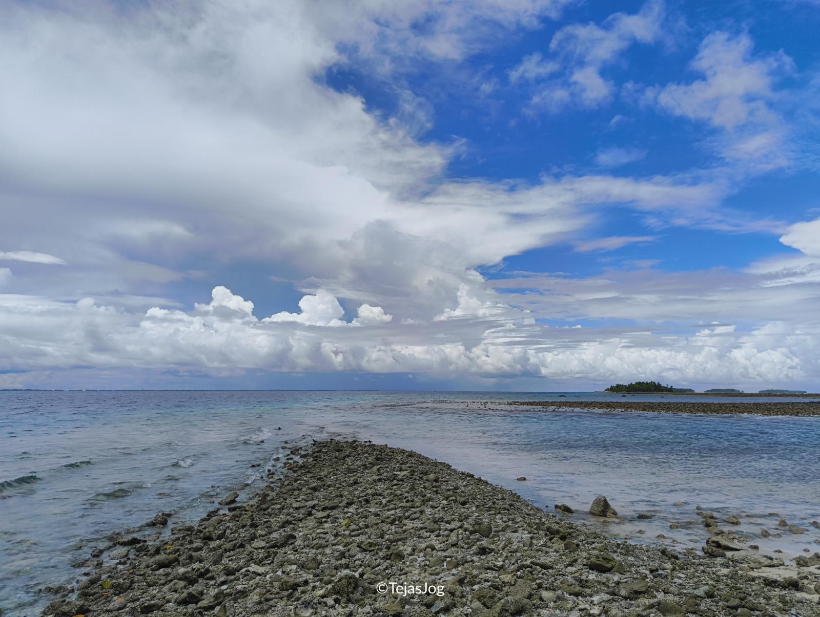 Western tip of Eneko island Western tip of Eneko island
