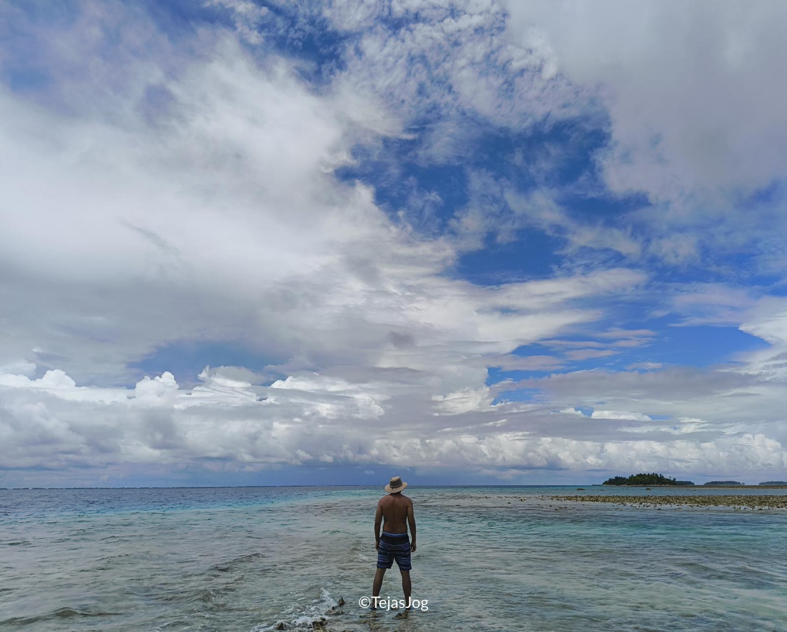 Western tip of Eneko island Western tip of Eneko island