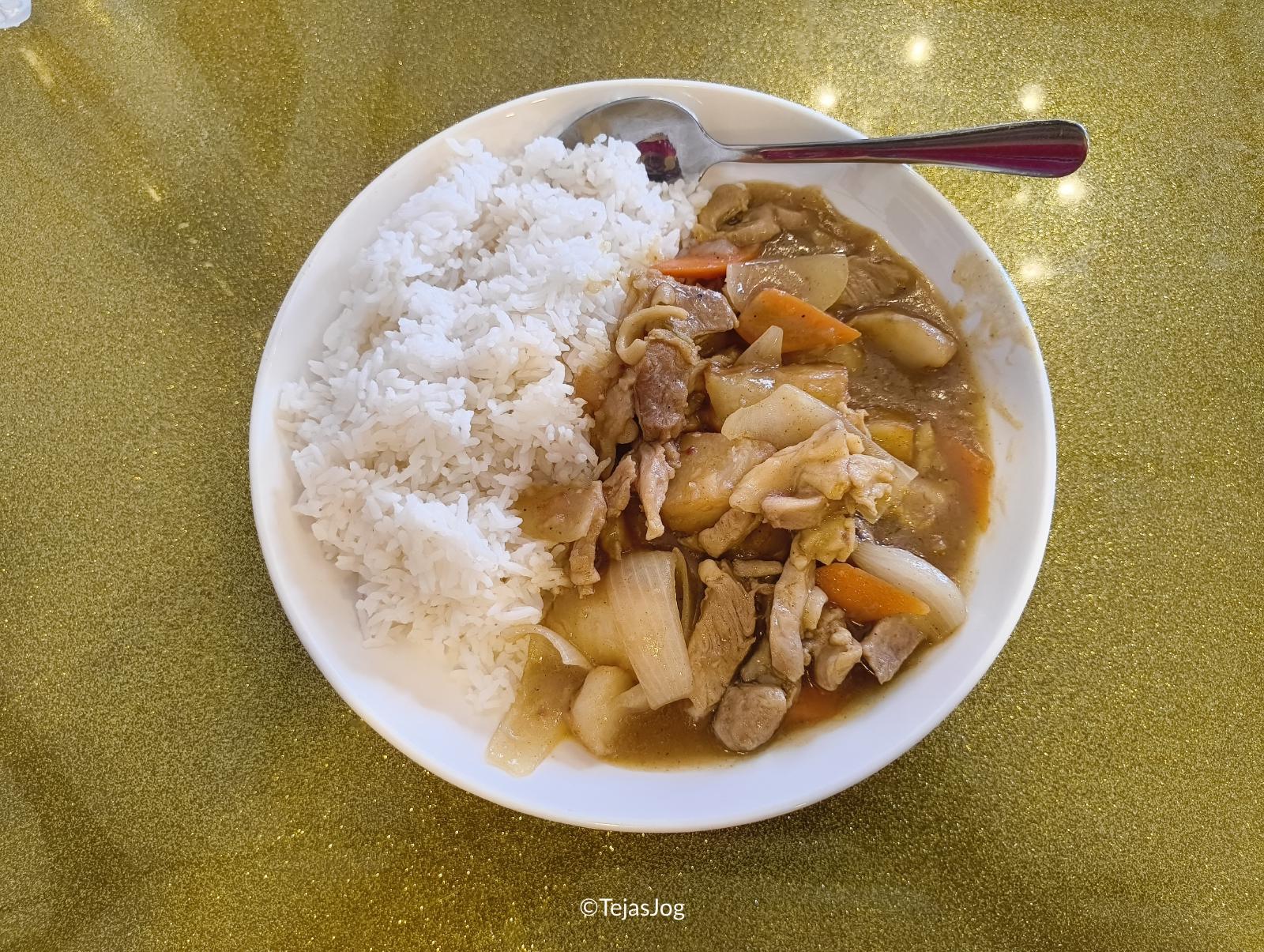 Lunch at Guangzhou Resturant Lunch at Guangzhou Resturant