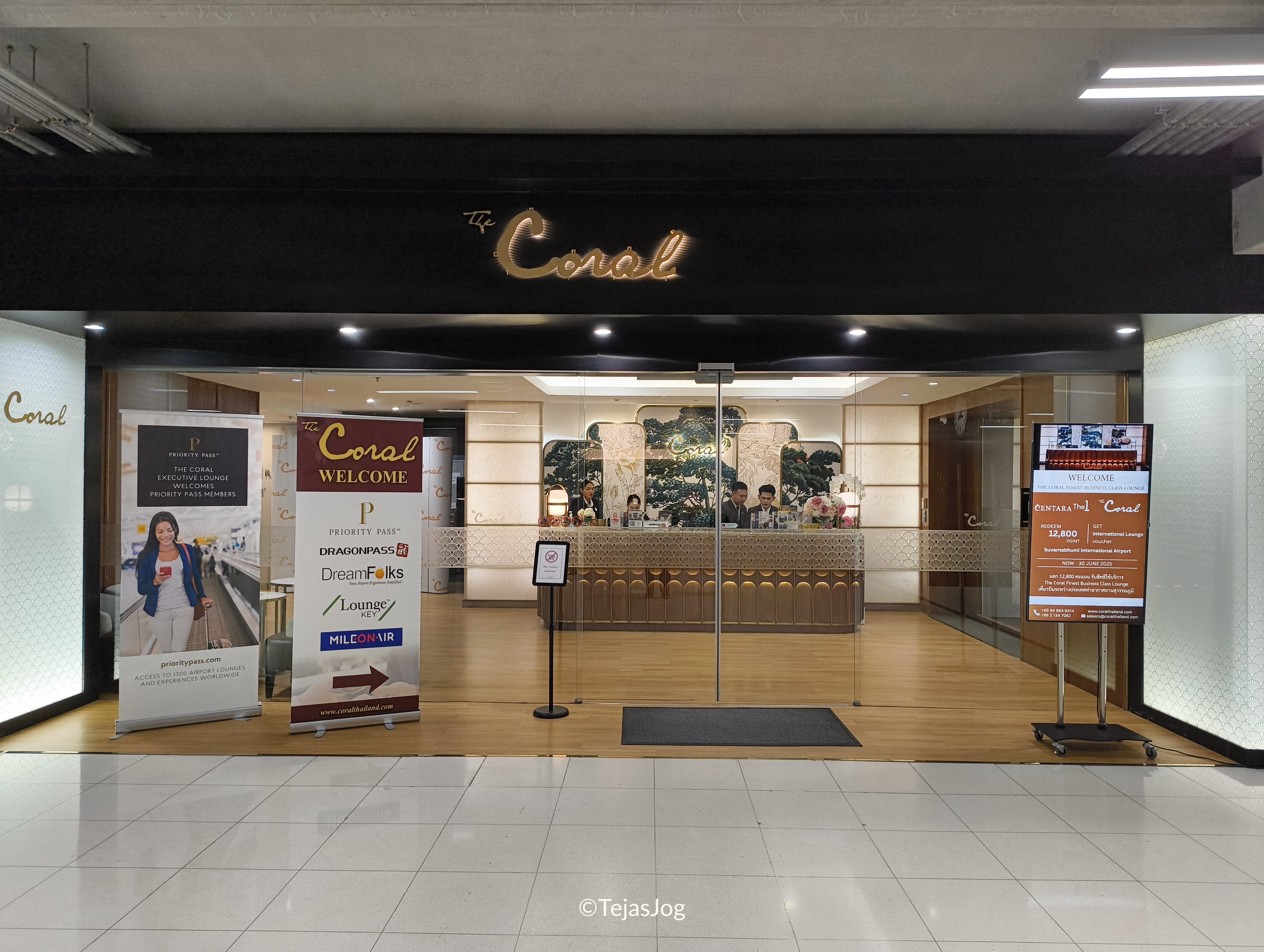 Coral Lounge at Bangkok Suvarnabhumi Airport Coral Lounge at Bangkok Suvarnabhumi Airport