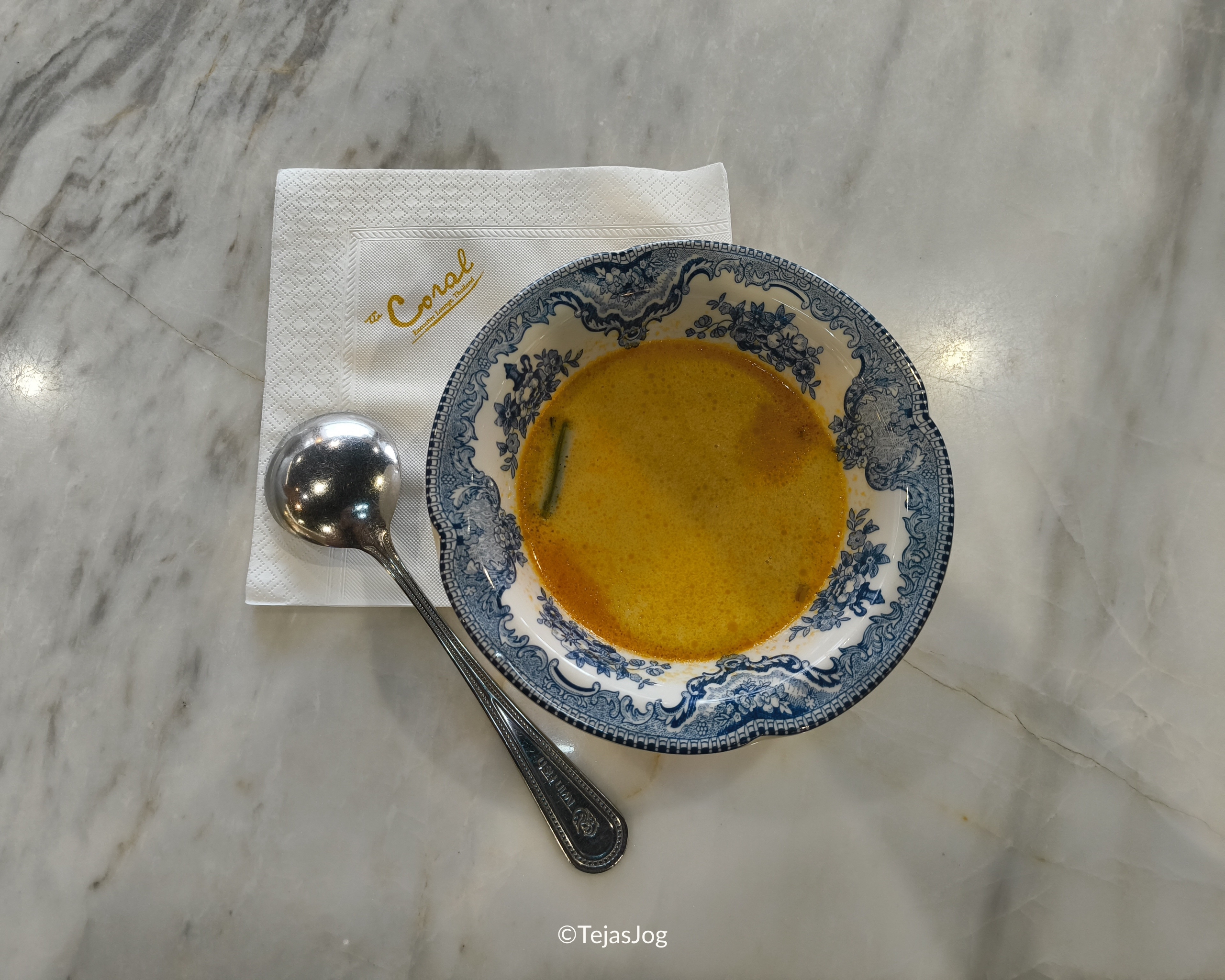 Lunch at Coral Lounge Lunch at Coral Lounge