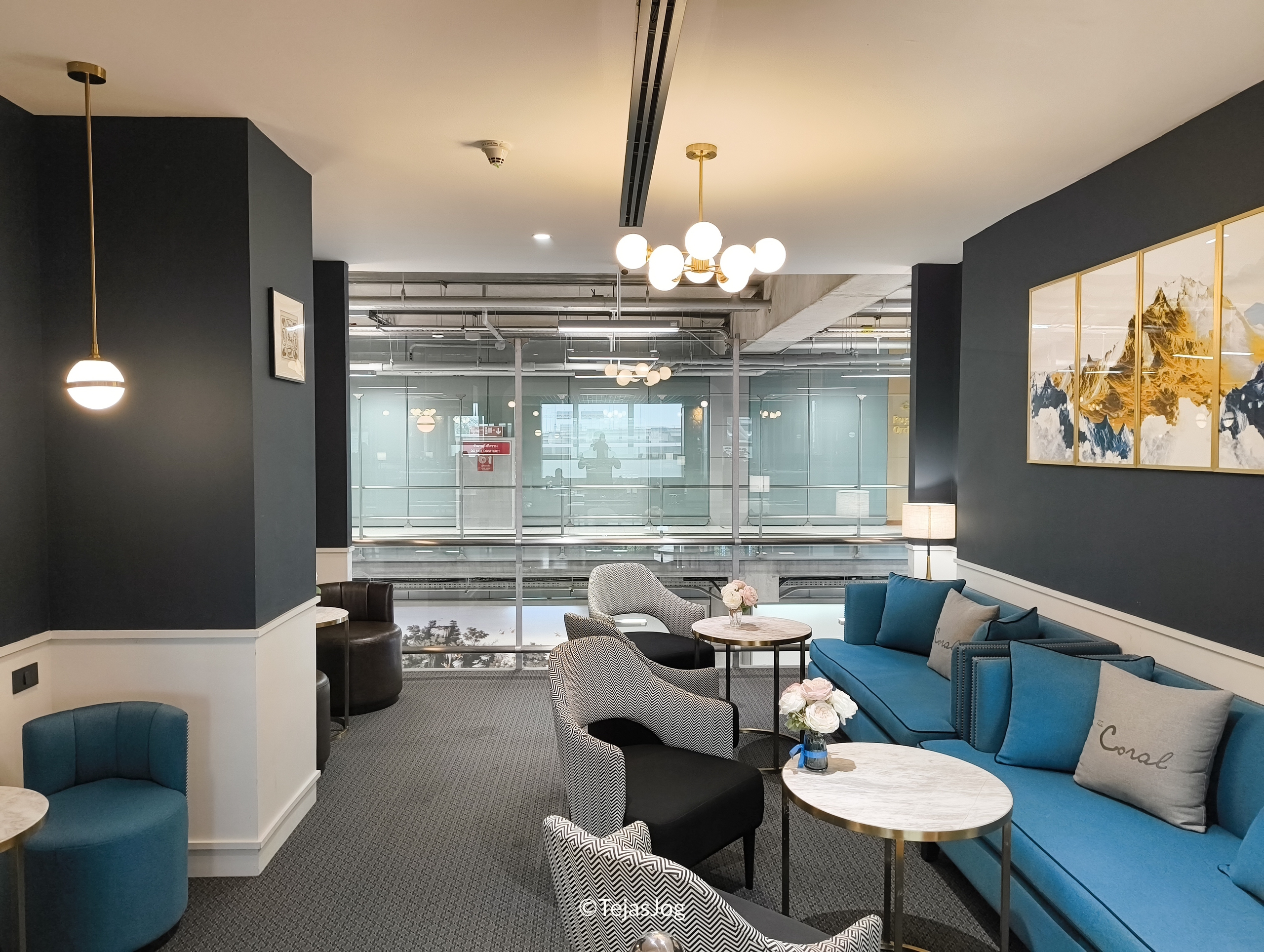 Coral Lounge at Bangkok Suvarnabhumi Airport Coral Lounge at Bangkok Suvarnabhumi Airport